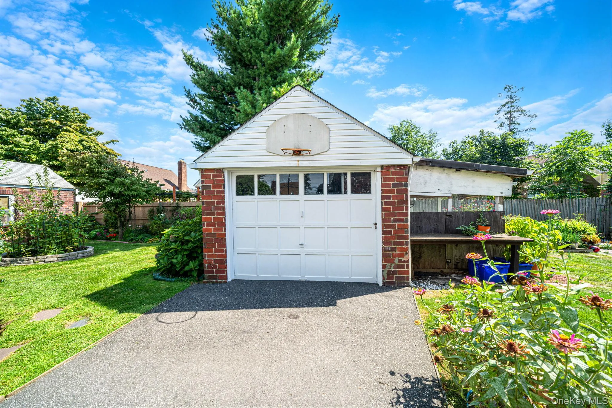 22 Flint Avenue, Hempstead, NY, 3 Bedrooms Bedrooms, 6 Rooms Rooms,2 BathroomsBathrooms,Residential,For Rent,Flint,0,1050198 22 Flint Avenue, Hempstead, NY, 3 Bedrooms Bedrooms, 6 Rooms Rooms,2 BathroomsBathrooms,Residential,For Rent,Flint,0,1050198
