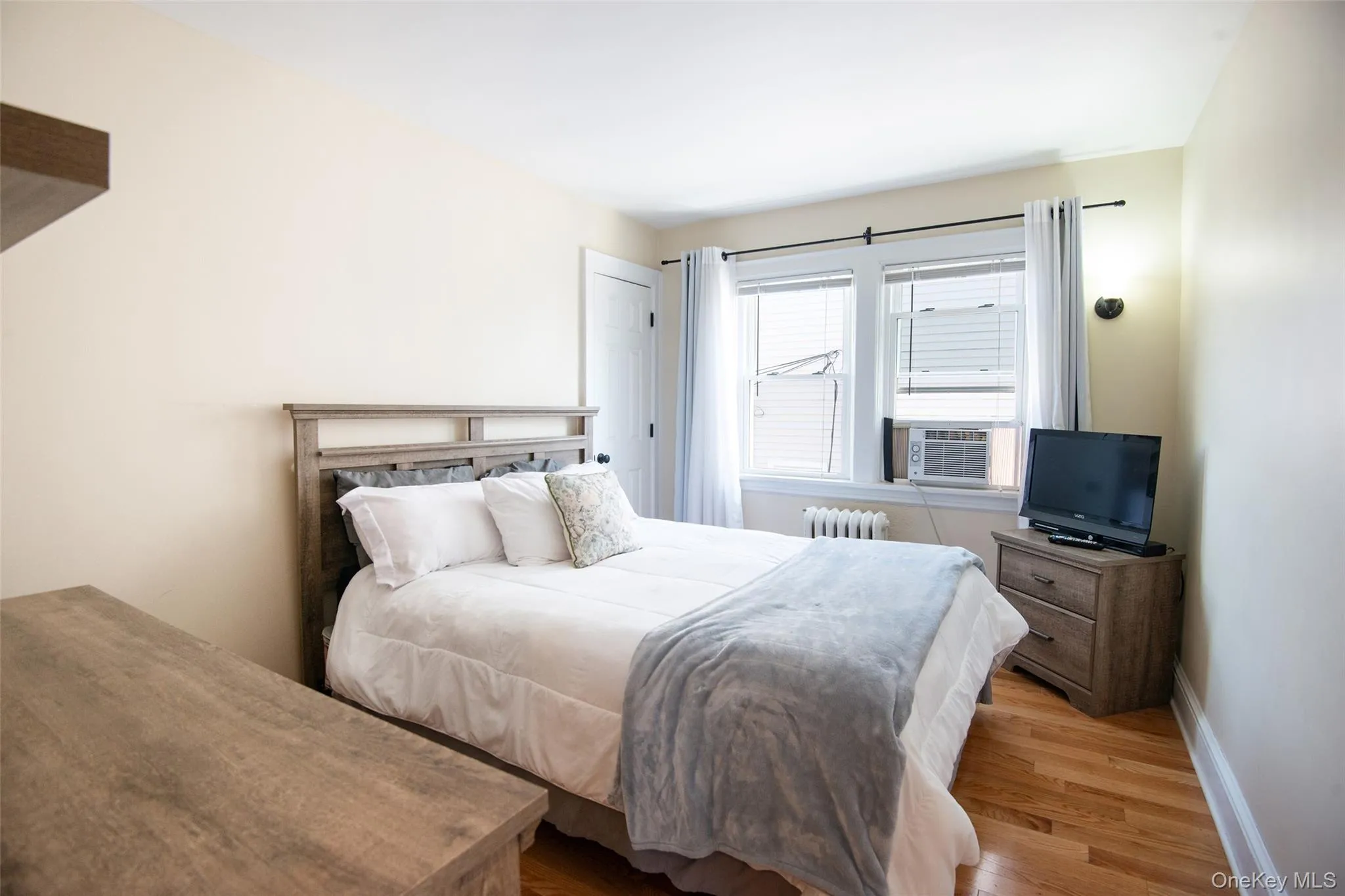 38 Emmett Terrace, New Rochelle, NY, 3 Bedrooms Bedrooms, 7 Rooms Rooms,1 BathroomBathrooms,Residential,For Rent,Emmett,0,1050199 38 Emmett Terrace, New Rochelle, NY, 3 Bedrooms Bedrooms, 7 Rooms Rooms,1 BathroomBathrooms,Residential,For Rent,Emmett,0,1050199