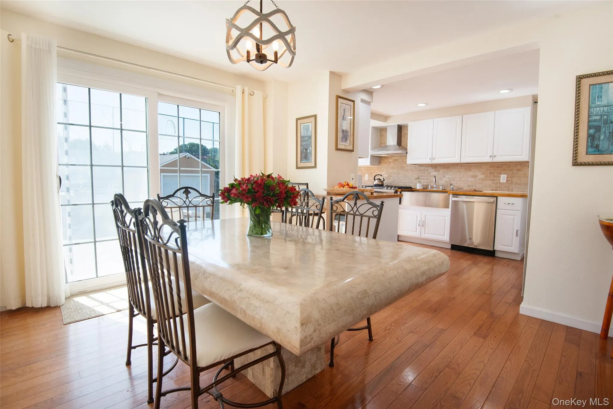 38 Emmett Terrace, New Rochelle, NY, 3 Bedrooms Bedrooms, 7 Rooms Rooms,1 BathroomBathrooms,Residential,For Rent,Emmett,0,1050199 38 Emmett Terrace, New Rochelle, NY, 3 Bedrooms Bedrooms, 7 Rooms Rooms,1 BathroomBathrooms,Residential,For Rent,Emmett,0,1050199