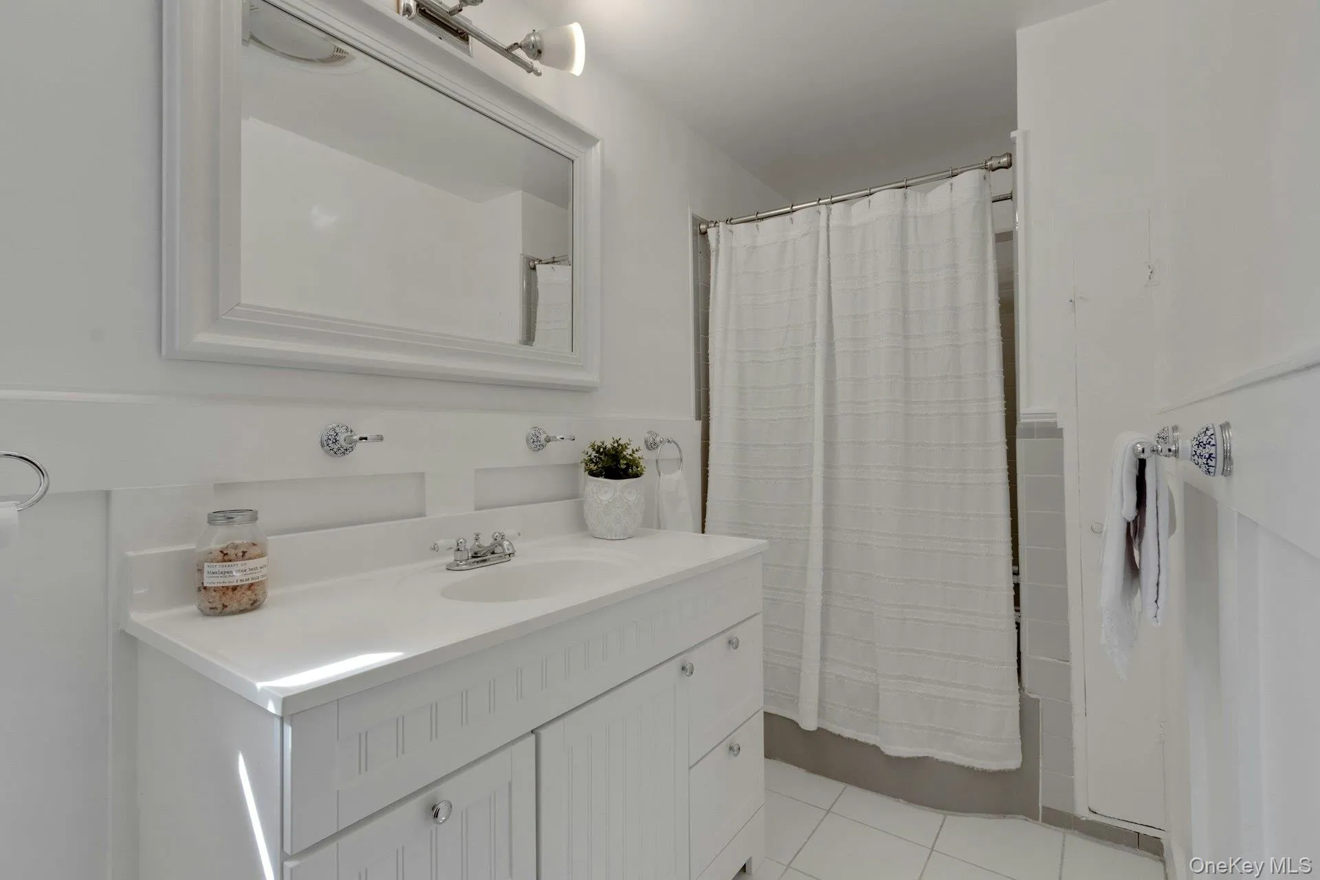 160 Broadway, Orangetown, NY, 4 Bedrooms Bedrooms, 7 Rooms Rooms,2 BathroomsBathrooms,Residential,For Rent,Broadway,0,1050200 160 Broadway, Orangetown, NY, 4 Bedrooms Bedrooms, 7 Rooms Rooms,2 BathroomsBathrooms,Residential,For Rent,Broadway,0,1050200