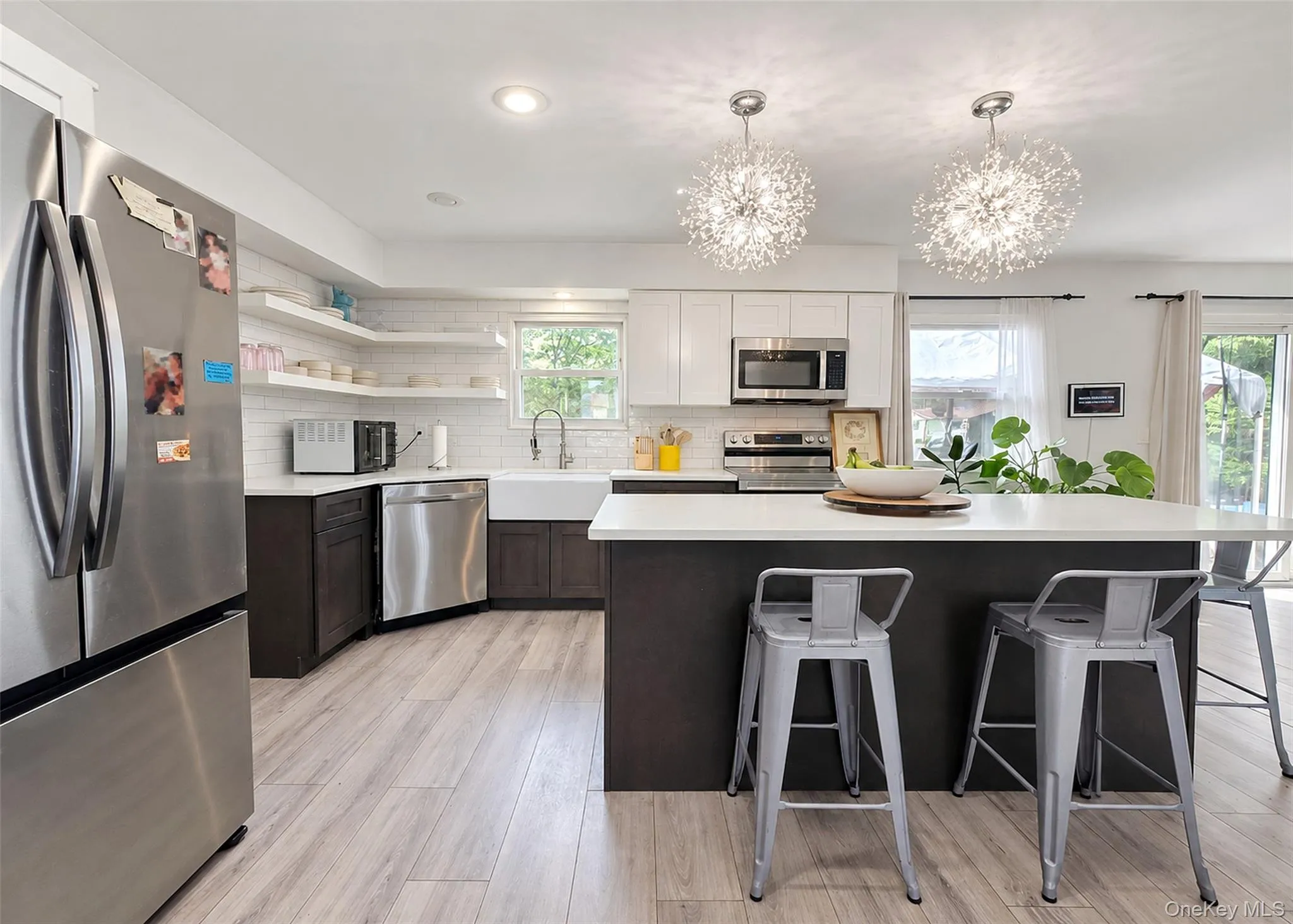 362 Singingwood Drive, Islip, NY, 4 Bedrooms Bedrooms, 12 Rooms Rooms,2 BathroomsBathrooms,Residential,For Rent,Singingwood,0,1050207 362 Singingwood Drive, Islip, NY, 4 Bedrooms Bedrooms, 12 Rooms Rooms,2 BathroomsBathrooms,Residential,For Rent,Singingwood,0,1050207