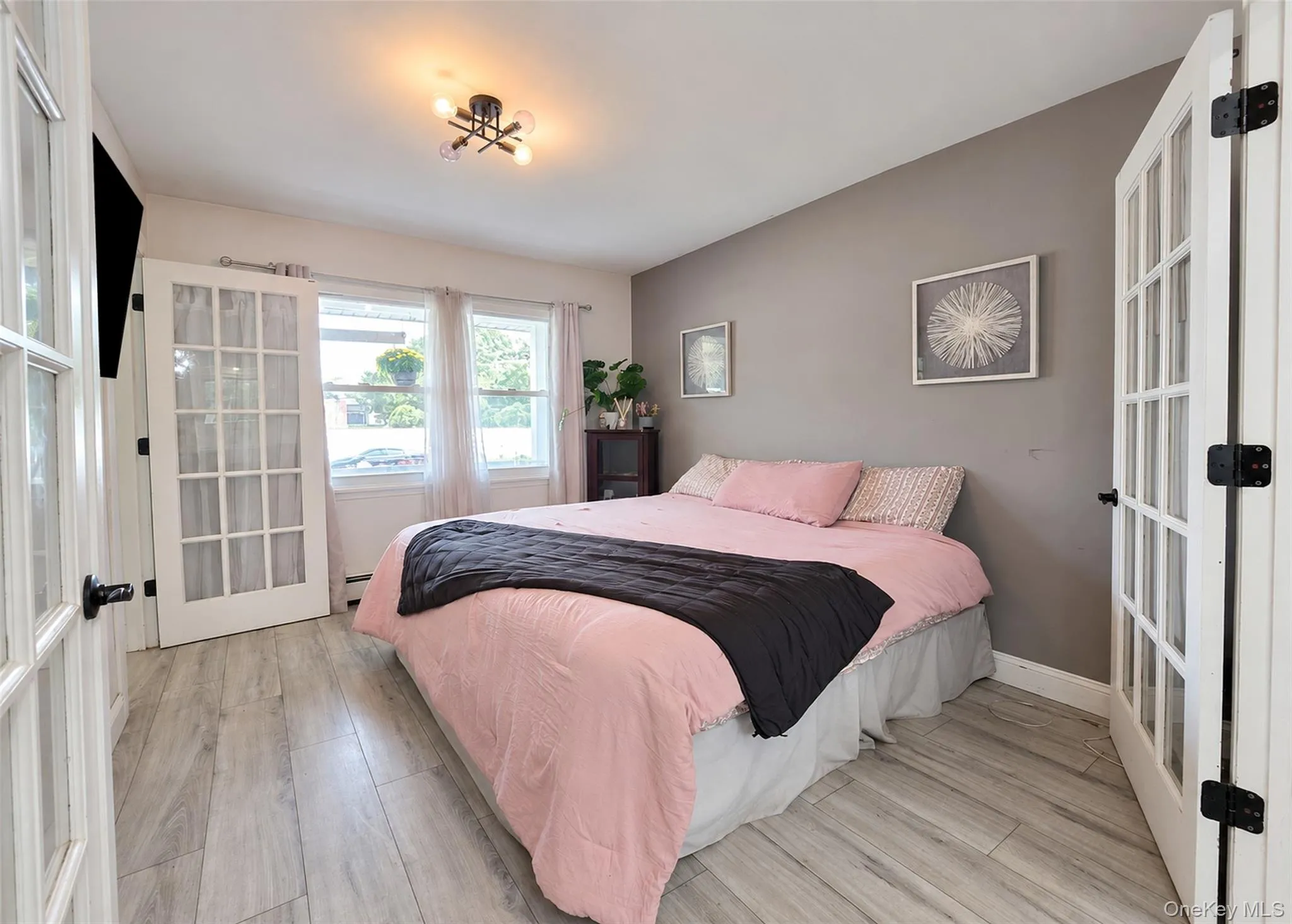362 Singingwood Drive, Islip, NY, 4 Bedrooms Bedrooms, 12 Rooms Rooms,2 BathroomsBathrooms,Residential,For Rent,Singingwood,0,1050207 362 Singingwood Drive, Islip, NY, 4 Bedrooms Bedrooms, 12 Rooms Rooms,2 BathroomsBathrooms,Residential,For Rent,Singingwood,0,1050207