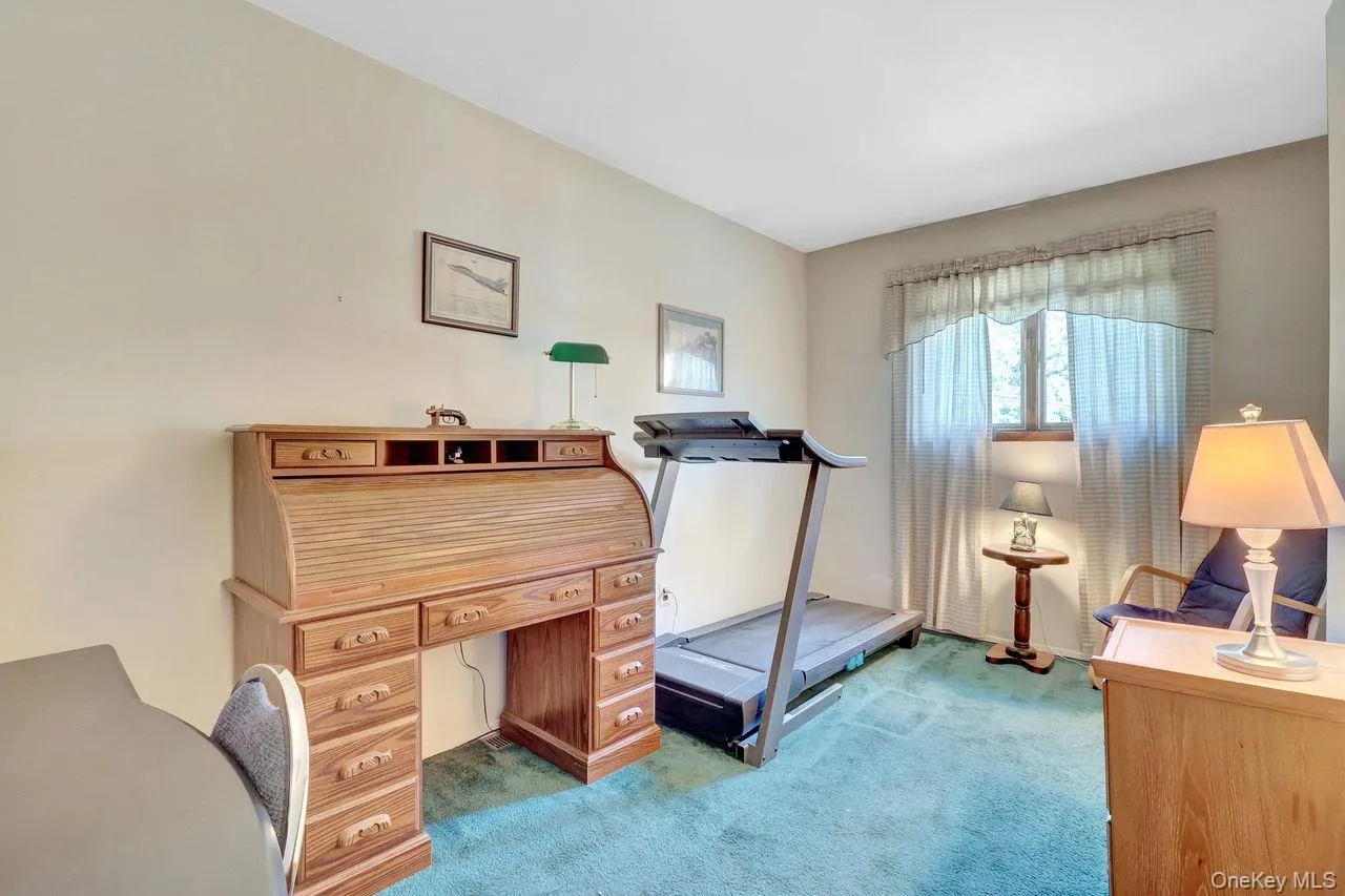 3rd Bedroom has a bonus extra room and full Bathroom 3rd Bedroom has a bonus extra room and full Bathroom