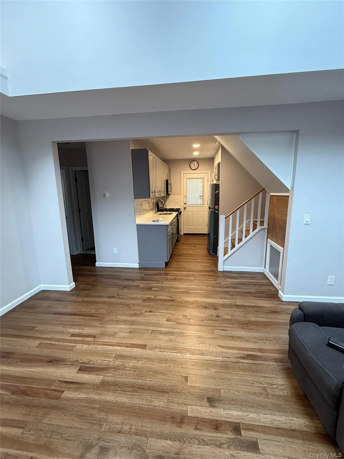 18 Grand Street, Hempstead, NY, 3 Bedrooms Bedrooms, 5 Rooms Rooms,2 BathroomsBathrooms,Residential,For Rent,Grand,0,1050210 18 Grand Street, Hempstead, NY, 3 Bedrooms Bedrooms, 5 Rooms Rooms,2 BathroomsBathrooms,Residential,For Rent,Grand,0,1050210