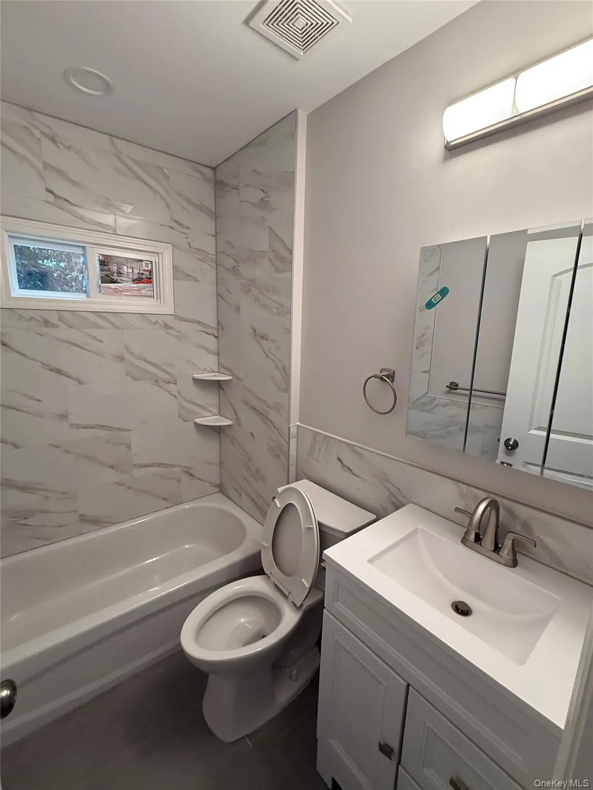 18 Grand Street, Hempstead, NY, 3 Bedrooms Bedrooms, 5 Rooms Rooms,2 BathroomsBathrooms,Residential,For Rent,Grand,0,1050210 18 Grand Street, Hempstead, NY, 3 Bedrooms Bedrooms, 5 Rooms Rooms,2 BathroomsBathrooms,Residential,For Rent,Grand,0,1050210