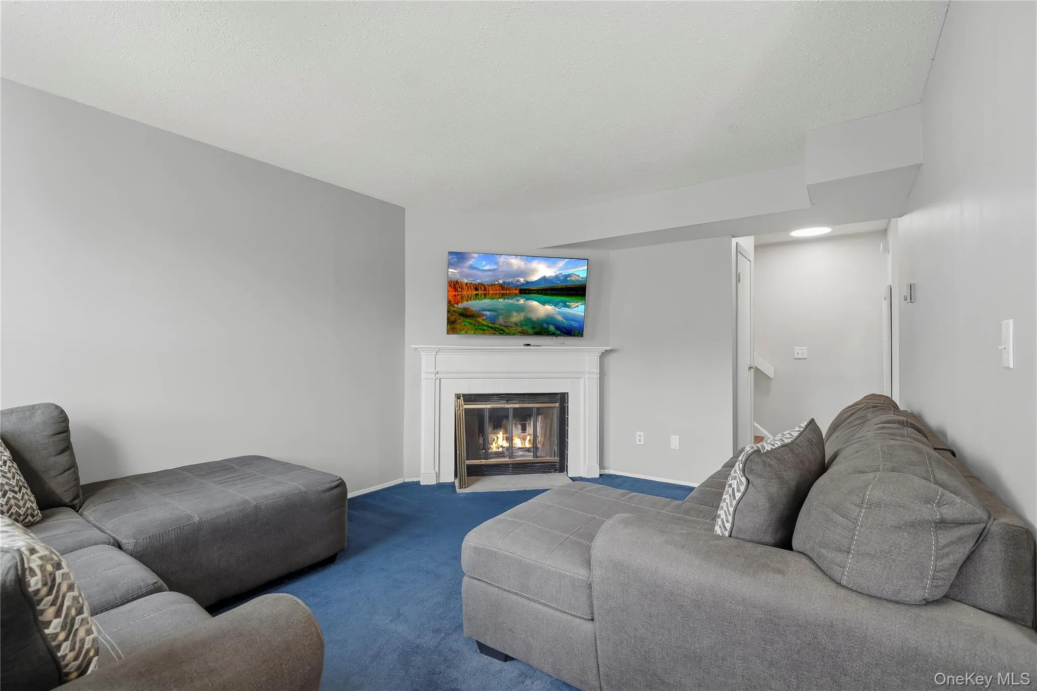2107 Whispering Hills, Chester Town, NY, 2 Bedrooms Bedrooms, 6 Rooms Rooms,1 BathroomBathrooms,Residential,For Rent,Whispering,0,1050213 2107 Whispering Hills, Chester Town, NY, 2 Bedrooms Bedrooms, 6 Rooms Rooms,1 BathroomBathrooms,Residential,For Rent,Whispering,0,1050213