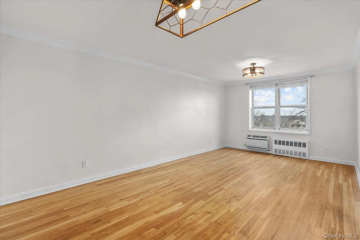 1 Oakridge Place, Eastchester, NY, 1 Bedroom Bedrooms, 4 Room Rooms,1 BathroomBathrooms,Residential Lease,For Rent,Oakridge Place,0,1050215 1 Oakridge Place, Eastchester, NY, 1 Bedroom Bedrooms, 4 Room Rooms,1 BathroomBathrooms,Residential Lease,For Rent,Oakridge Place,0,1050215