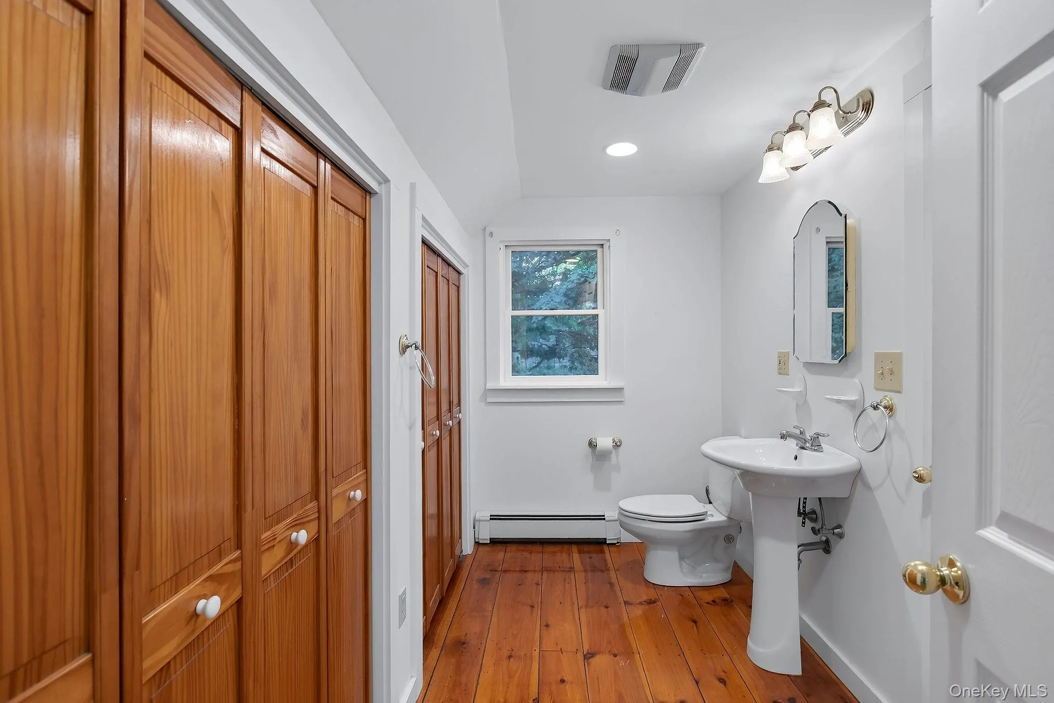 861 Snydertown Road, Claverack, NY, 3 Bedrooms Bedrooms, 9 Rooms Rooms,1 BathroomBathrooms,Residential,For Rent,Snydertown,0,1050229 861 Snydertown Road, Claverack, NY, 3 Bedrooms Bedrooms, 9 Rooms Rooms,1 BathroomBathrooms,Residential,For Rent,Snydertown,0,1050229