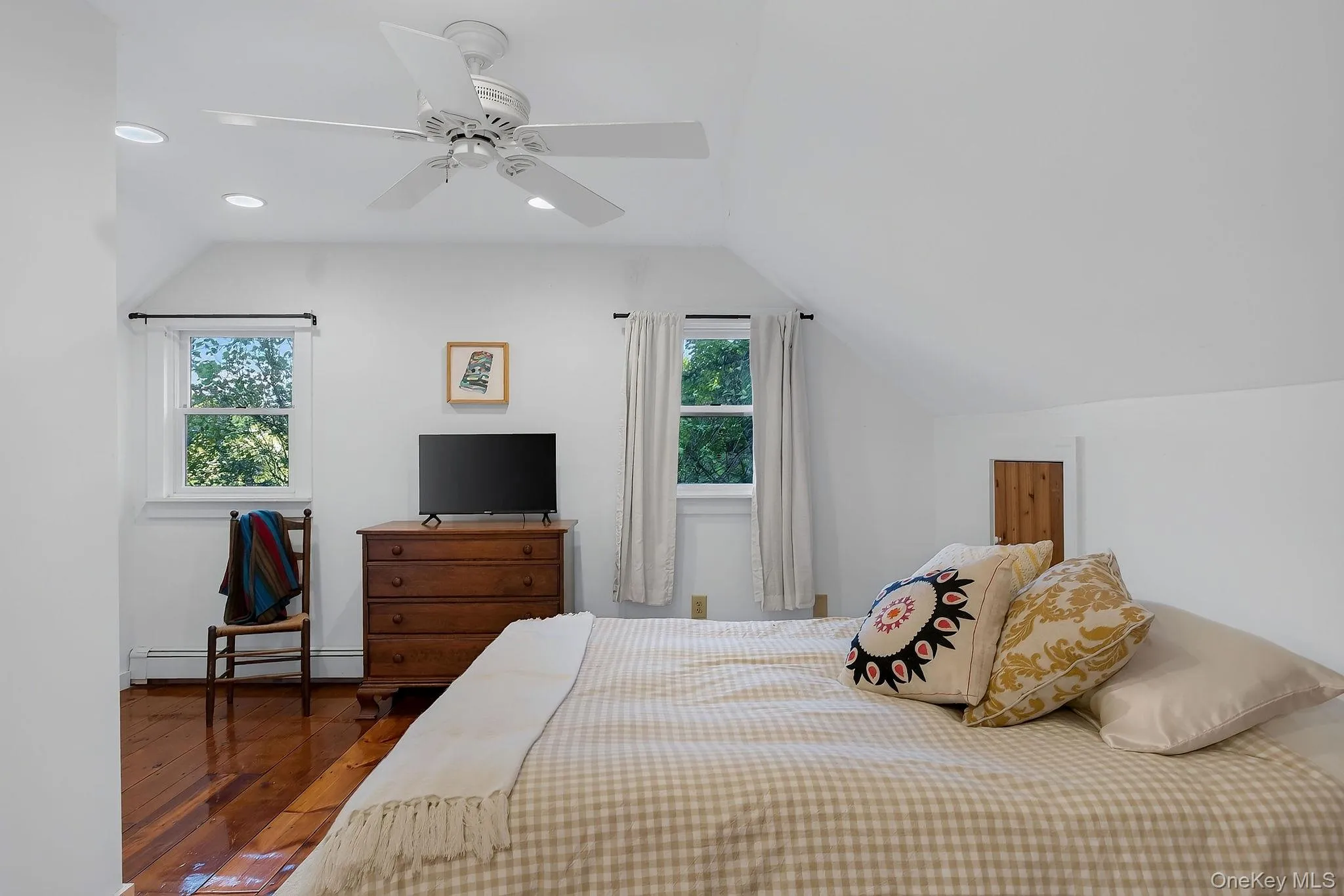 861 Snydertown Road, Claverack, NY, 3 Bedrooms Bedrooms, 9 Rooms Rooms,1 BathroomBathrooms,Residential,For Rent,Snydertown,0,1050229 861 Snydertown Road, Claverack, NY, 3 Bedrooms Bedrooms, 9 Rooms Rooms,1 BathroomBathrooms,Residential,For Rent,Snydertown,0,1050229