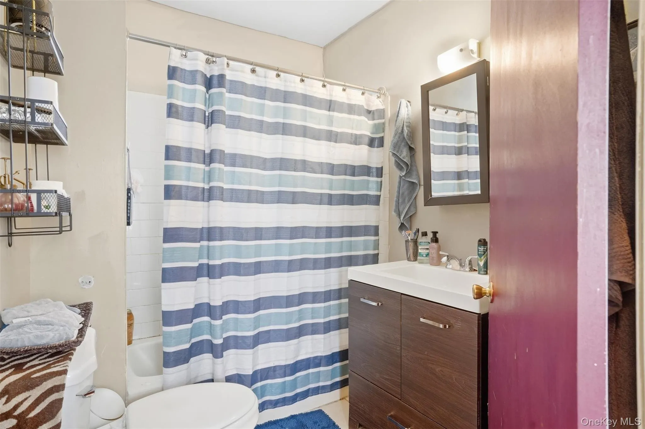 291 1st Street, Newburgh (city), NY, 3 Bedrooms Bedrooms, 5 Rooms Rooms,2 BathroomsBathrooms,Residential,For Rent,1st,0,1050246 291 1st Street, Newburgh (city), NY, 3 Bedrooms Bedrooms, 5 Rooms Rooms,2 BathroomsBathrooms,Residential,For Rent,1st,0,1050246