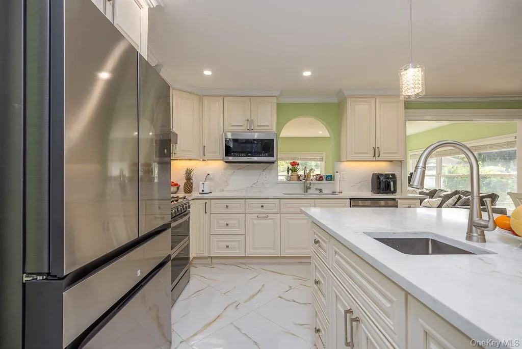 18 De Halve Maen Drive, Stony Point, NY, 4 Bedrooms Bedrooms, 9 Rooms Rooms,2 BathroomsBathrooms,Residential,For Rent,De Halve Maen,0,1050250 18 De Halve Maen Drive, Stony Point, NY, 4 Bedrooms Bedrooms, 9 Rooms Rooms,2 BathroomsBathrooms,Residential,For Rent,De Halve Maen,0,1050250