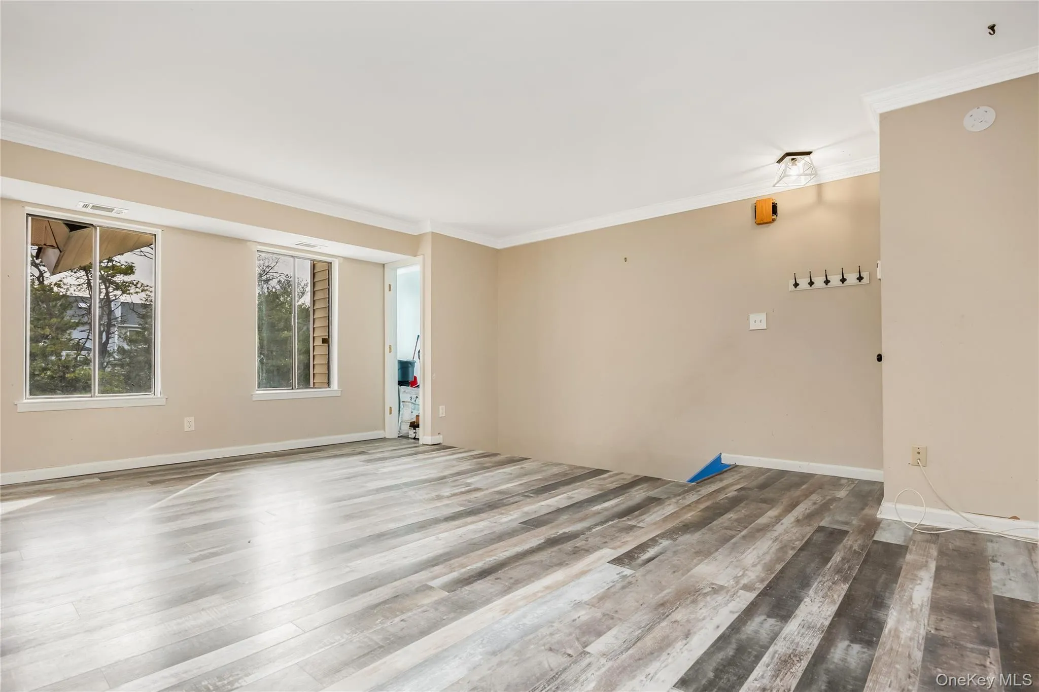 8 Cheyenne Court, Brookhaven, NY, 1 Bedroom Bedrooms, 4 Rooms Rooms,1 BathroomBathrooms,Residential,For Rent,Cheyenne,0,1050253 8 Cheyenne Court, Brookhaven, NY, 1 Bedroom Bedrooms, 4 Rooms Rooms,1 BathroomBathrooms,Residential,For Rent,Cheyenne,0,1050253