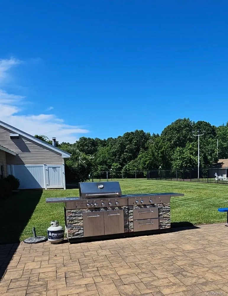 8 Cheyenne Court, Brookhaven, NY, 1 Bedroom Bedrooms, 4 Rooms Rooms,1 BathroomBathrooms,Residential,For Rent,Cheyenne,0,1050253 8 Cheyenne Court, Brookhaven, NY, 1 Bedroom Bedrooms, 4 Rooms Rooms,1 BathroomBathrooms,Residential,For Rent,Cheyenne,0,1050253