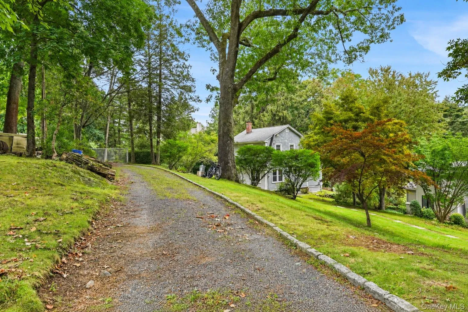 82 Birch Drive, Mount Pleasant, NY, 3 Bedrooms Bedrooms, 6 Rooms Rooms,1 BathroomBathrooms,Residential,For Rent,Birch,0,1050254 82 Birch Drive, Mount Pleasant, NY, 3 Bedrooms Bedrooms, 6 Rooms Rooms,1 BathroomBathrooms,Residential,For Rent,Birch,0,1050254