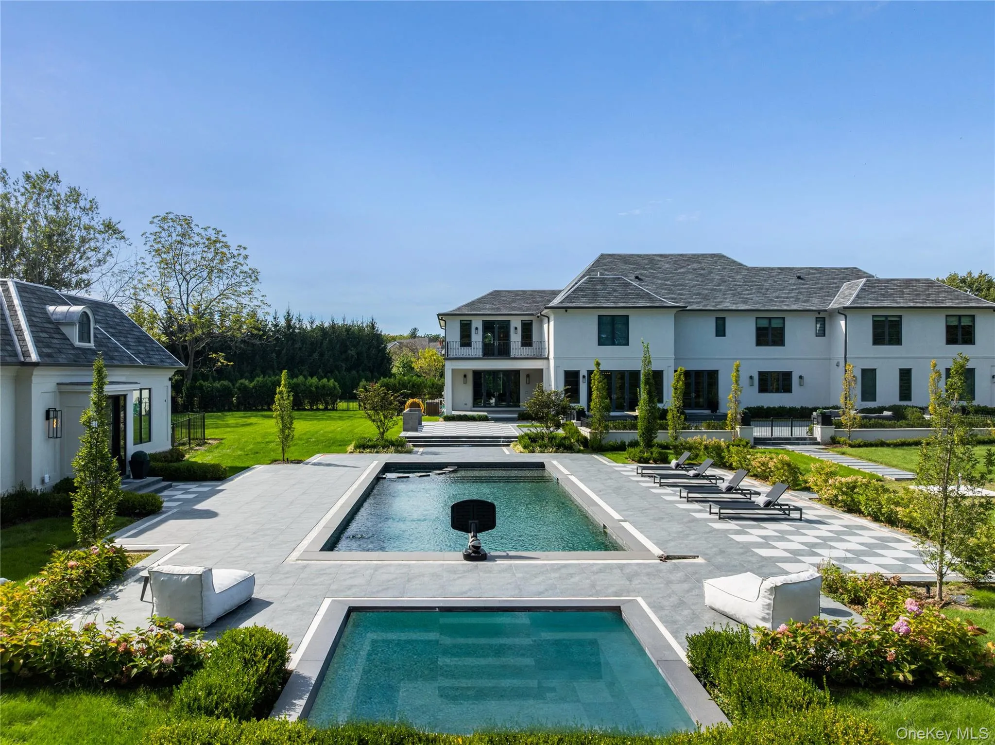 18 Evergreen Way, Oyster Bay, NY, 7 Bedrooms Bedrooms, 14 Rooms Rooms,10 BathroomsBathrooms,Residential,For Rent,Evergreen,0,1050255 18 Evergreen Way, Oyster Bay, NY, 7 Bedrooms Bedrooms, 14 Rooms Rooms,10 BathroomsBathrooms,Residential,For Rent,Evergreen,0,1050255