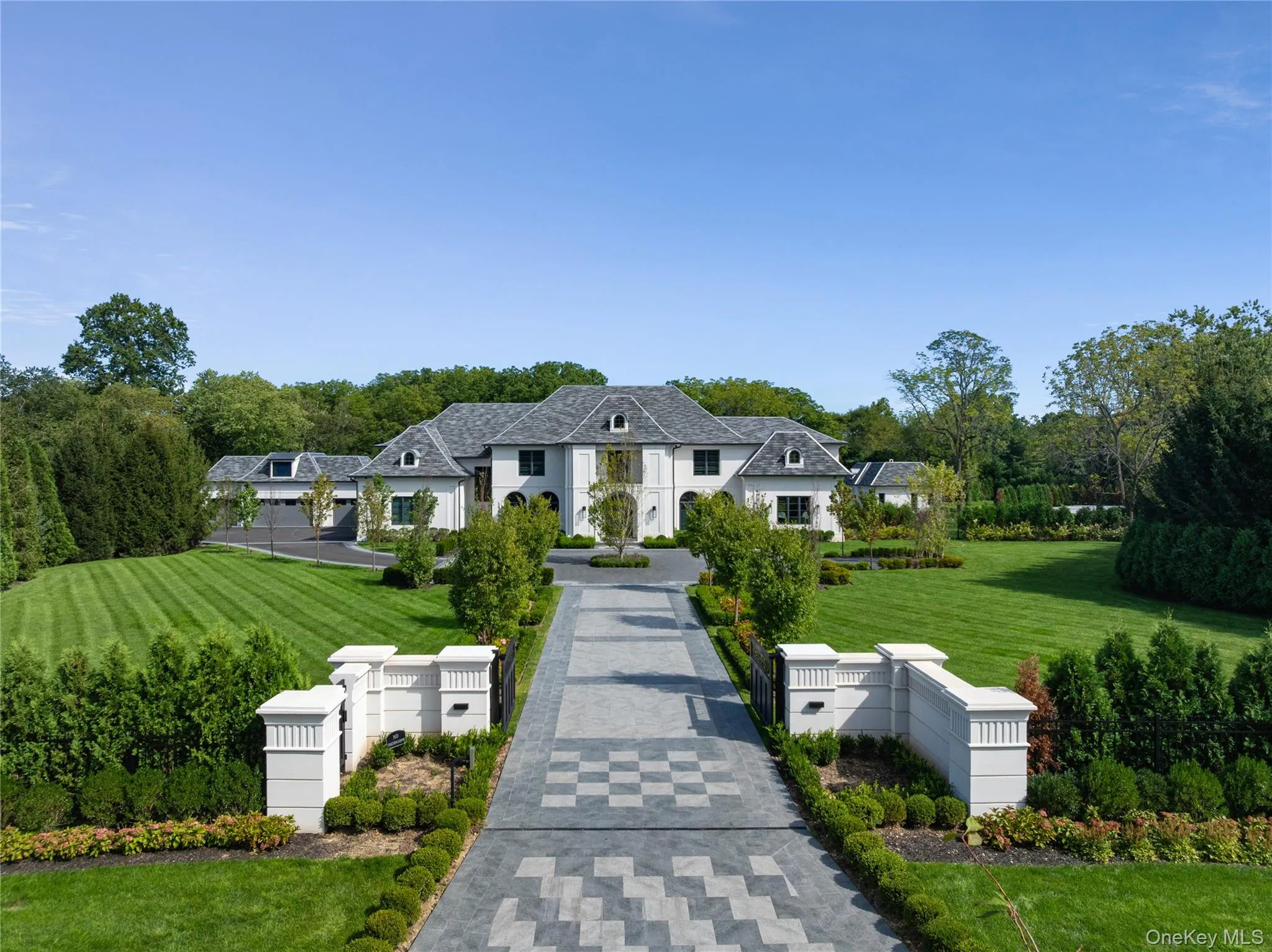 18 Evergreen Way, Oyster Bay, NY, 7 Bedrooms Bedrooms, 14 Rooms Rooms,10 BathroomsBathrooms,Residential,For Rent,Evergreen,0,1050255 18 Evergreen Way, Oyster Bay, NY, 7 Bedrooms Bedrooms, 14 Rooms Rooms,10 BathroomsBathrooms,Residential,For Rent,Evergreen,0,1050255