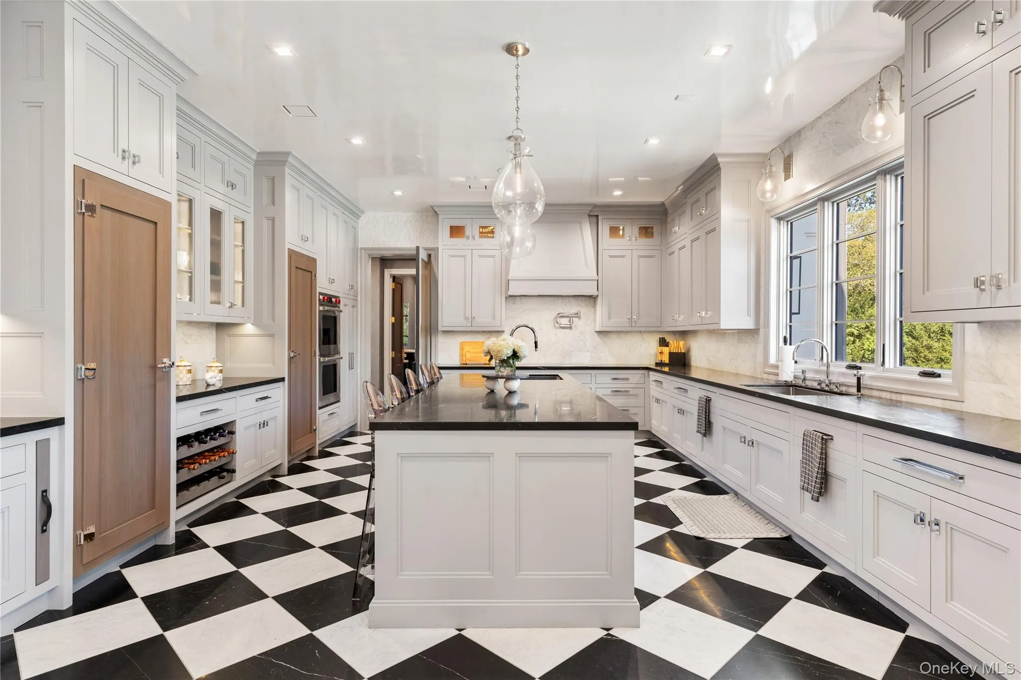 18 Evergreen Way, Oyster Bay, NY, 7 Bedrooms Bedrooms, 14 Rooms Rooms,10 BathroomsBathrooms,Residential,For Rent,Evergreen,0,1050255 18 Evergreen Way, Oyster Bay, NY, 7 Bedrooms Bedrooms, 14 Rooms Rooms,10 BathroomsBathrooms,Residential,For Rent,Evergreen,0,1050255