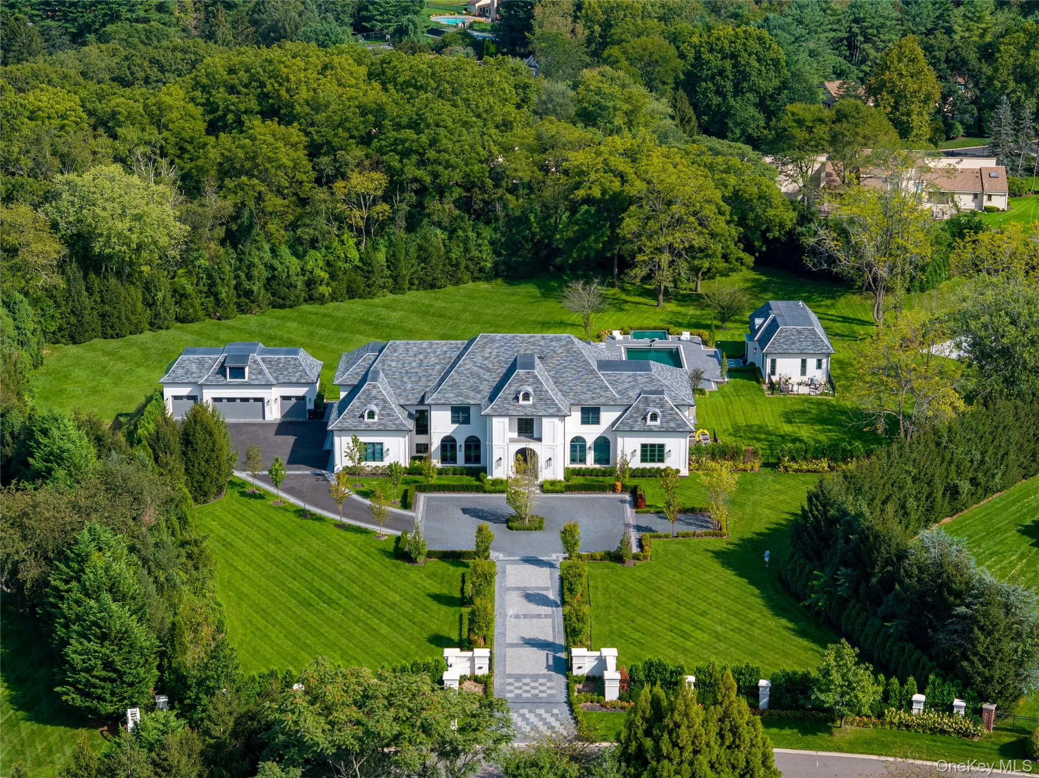 18 Evergreen Way, Oyster Bay, NY, 7 Bedrooms Bedrooms, 14 Rooms Rooms,10 BathroomsBathrooms,Residential,For Rent,Evergreen,0,1050255 18 Evergreen Way, Oyster Bay, NY, 7 Bedrooms Bedrooms, 14 Rooms Rooms,10 BathroomsBathrooms,Residential,For Rent,Evergreen,0,1050255