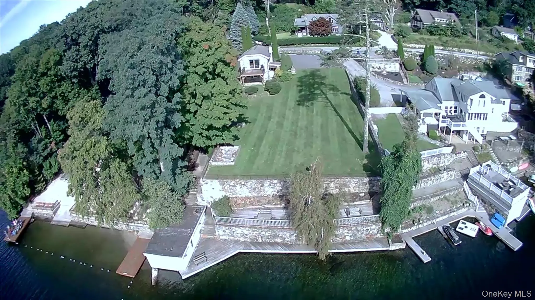 112 Lake Boulevard, Carmel, NY, 2 Bedrooms Bedrooms, 6 Rooms Rooms,1 BathroomBathrooms,Residential Lease,For Rent,Lake,0,1050257 112 Lake Boulevard, Carmel, NY, 2 Bedrooms Bedrooms, 6 Rooms Rooms,1 BathroomBathrooms,Residential Lease,For Rent,Lake,0,1050257