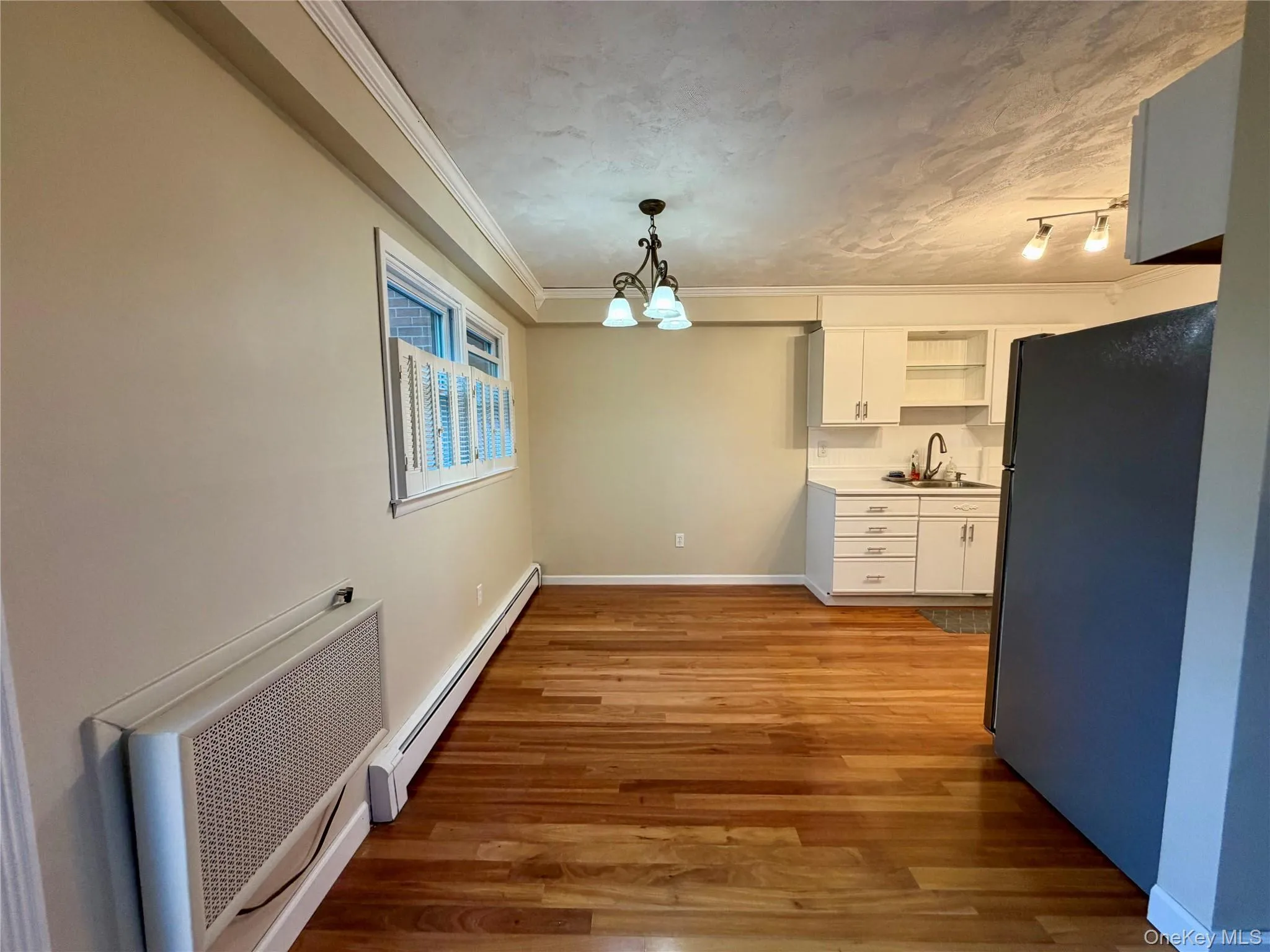 24 Alpine Drive, Wappinger, NY, 2 Bedrooms Bedrooms, 4 Rooms Rooms,1 BathroomBathrooms,Residential Lease,For Rent,Alpine,0,1050266 24 Alpine Drive, Wappinger, NY, 2 Bedrooms Bedrooms, 4 Rooms Rooms,1 BathroomBathrooms,Residential Lease,For Rent,Alpine,0,1050266