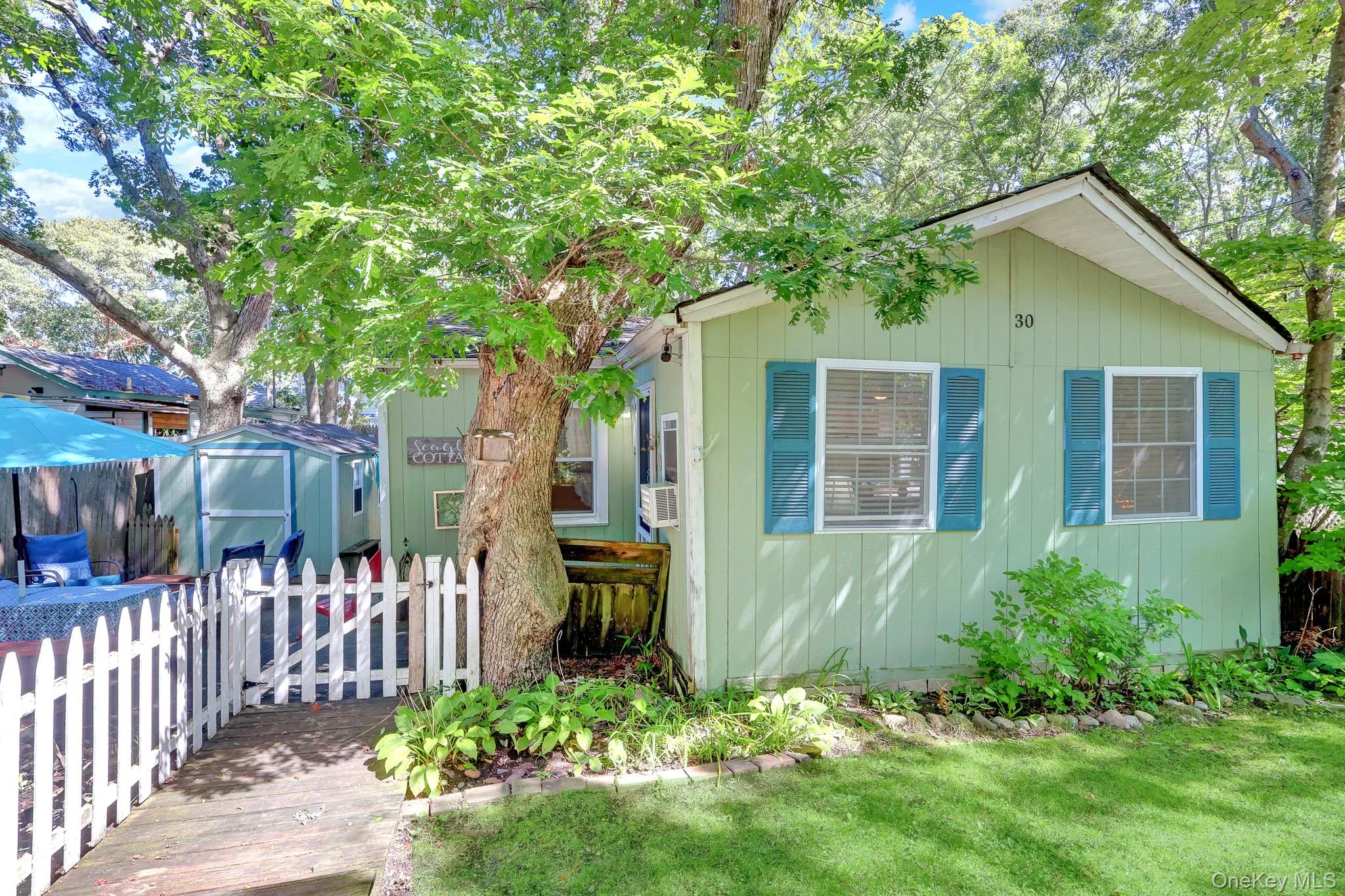 30 Neptune Place, Riverhead, NY, 2 Bedrooms Bedrooms, 5 Rooms Rooms,1 BathroomBathrooms,Residential,For Rent,Neptune,0,1050271 30 Neptune Place, Riverhead, NY, 2 Bedrooms Bedrooms, 5 Rooms Rooms,1 BathroomBathrooms,Residential,For Rent,Neptune,0,1050271