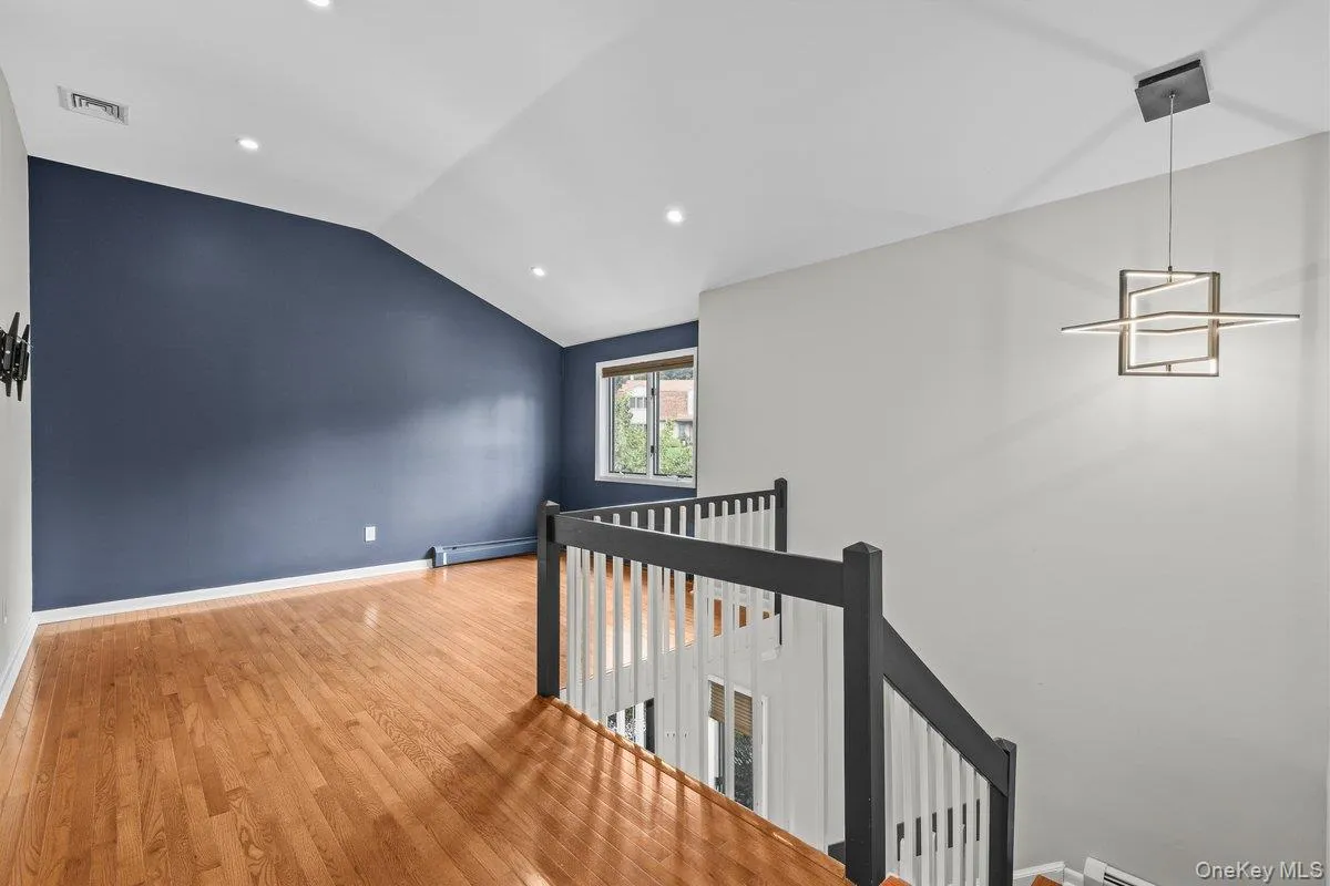 5 Meadowlark Circle, Peekskill, NY, 2 Bedrooms Bedrooms, 8 Rooms Rooms,2 BathroomsBathrooms,Residential Lease,For Rent,Meadowlark,0,1050277 5 Meadowlark Circle, Peekskill, NY, 2 Bedrooms Bedrooms, 8 Rooms Rooms,2 BathroomsBathrooms,Residential Lease,For Rent,Meadowlark,0,1050277