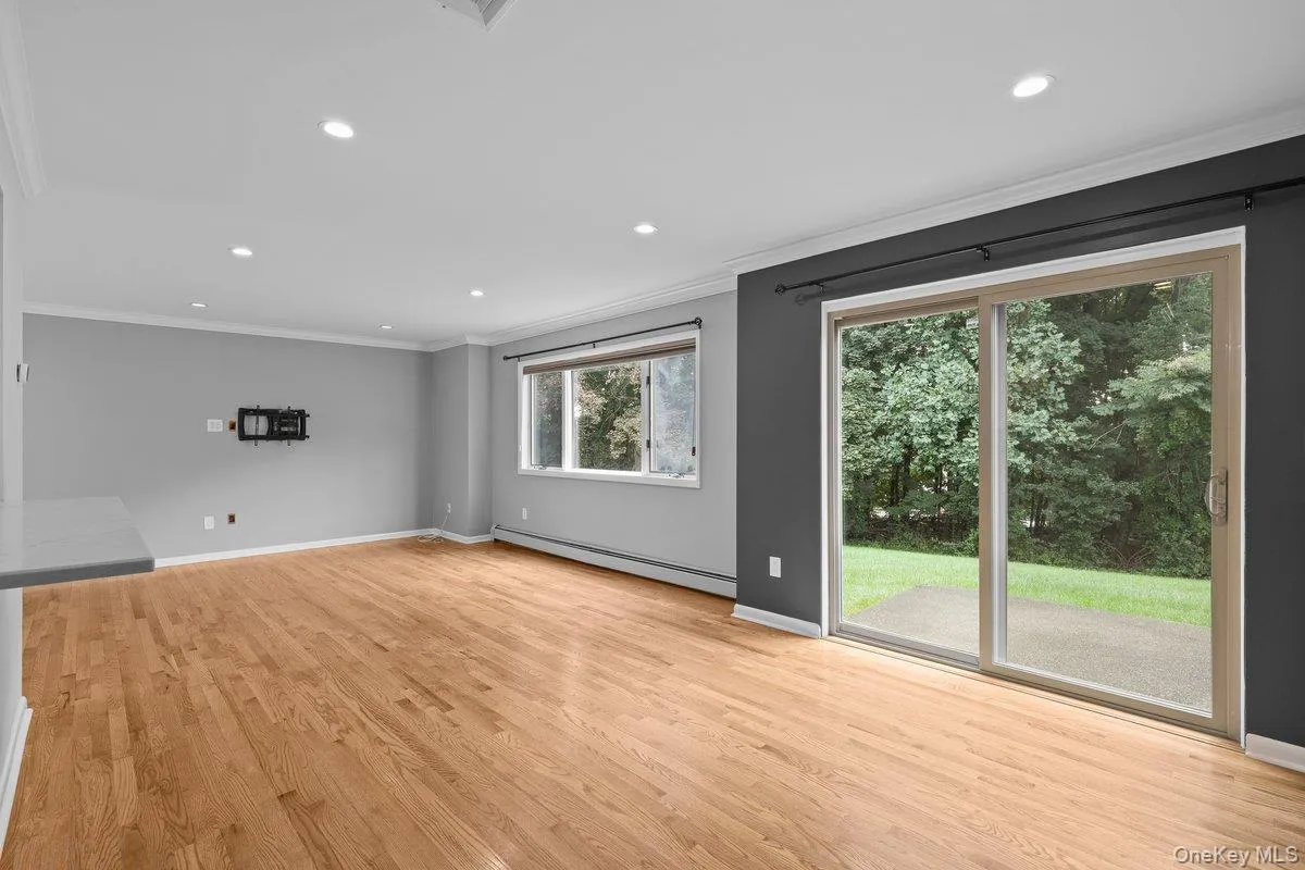 5 Meadowlark Circle, Peekskill, NY, 2 Bedrooms Bedrooms, 8 Rooms Rooms,2 BathroomsBathrooms,Residential Lease,For Rent,Meadowlark,0,1050277 5 Meadowlark Circle, Peekskill, NY, 2 Bedrooms Bedrooms, 8 Rooms Rooms,2 BathroomsBathrooms,Residential Lease,For Rent,Meadowlark,0,1050277