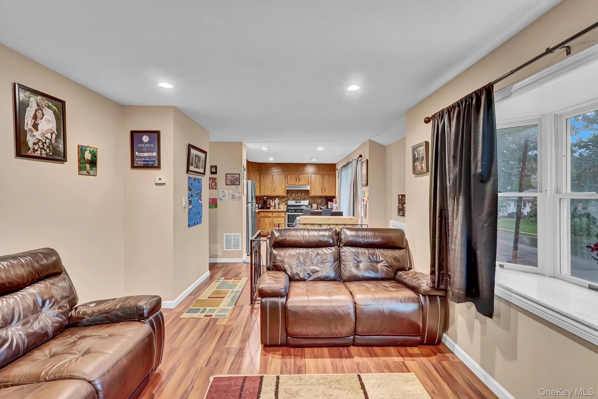 24 Charter Road, Brookhaven, NY, 4 Bedrooms Bedrooms, 7 Rooms Rooms,2 BathroomsBathrooms,Residential,For Rent,Charter,0,1050278 24 Charter Road, Brookhaven, NY, 4 Bedrooms Bedrooms, 7 Rooms Rooms,2 BathroomsBathrooms,Residential,For Rent,Charter,0,1050278