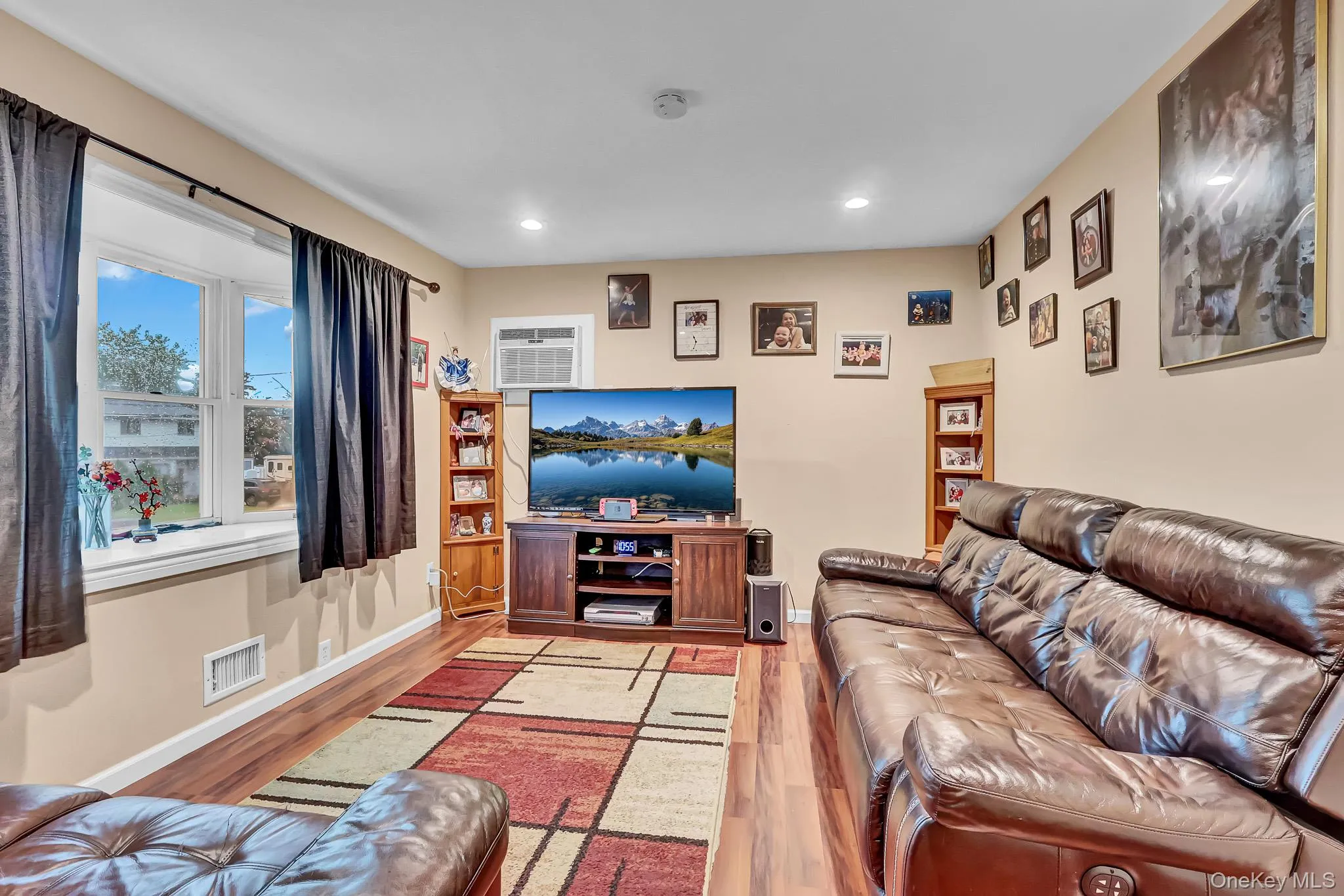 24 Charter Road, Brookhaven, NY, 4 Bedrooms Bedrooms, 7 Rooms Rooms,2 BathroomsBathrooms,Residential,For Rent,Charter,0,1050278 24 Charter Road, Brookhaven, NY, 4 Bedrooms Bedrooms, 7 Rooms Rooms,2 BathroomsBathrooms,Residential,For Rent,Charter,0,1050278
