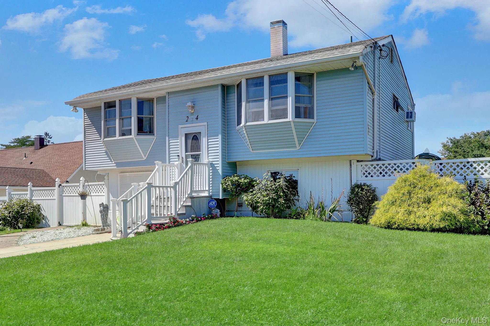 24 Charter Road, Brookhaven, NY, 4 Bedrooms Bedrooms, 7 Rooms Rooms,2 BathroomsBathrooms,Residential,For Rent,Charter,0,1050278 24 Charter Road, Brookhaven, NY, 4 Bedrooms Bedrooms, 7 Rooms Rooms,2 BathroomsBathrooms,Residential,For Rent,Charter,0,1050278