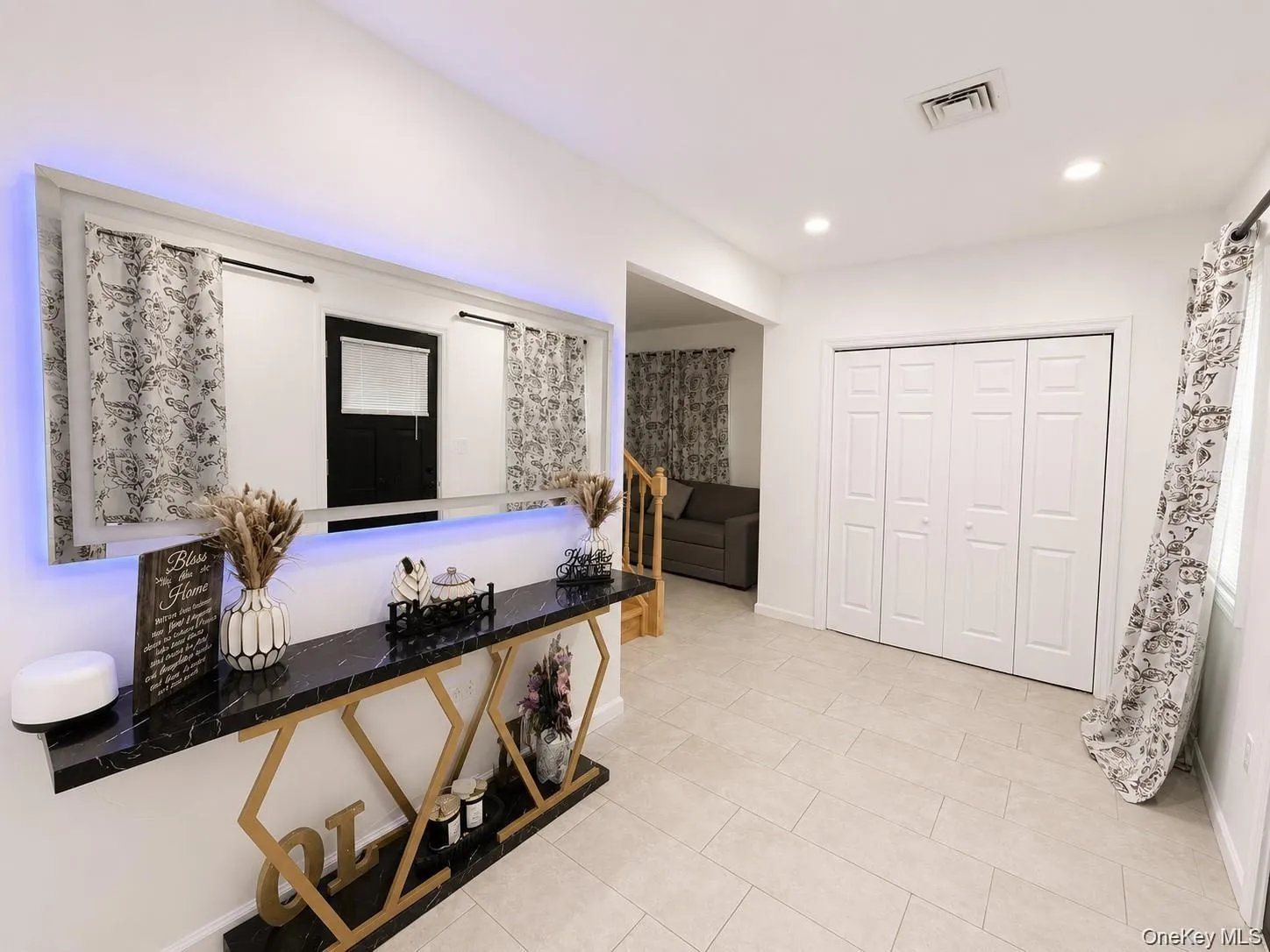 130 Elizabeth Avenue, Hempstead, NY, 6 Bedrooms Bedrooms, 9 Rooms Rooms,3 BathroomsBathrooms,Residential,For Rent,Elizabeth,0,1050284 130 Elizabeth Avenue, Hempstead, NY, 6 Bedrooms Bedrooms, 9 Rooms Rooms,3 BathroomsBathrooms,Residential,For Rent,Elizabeth,0,1050284