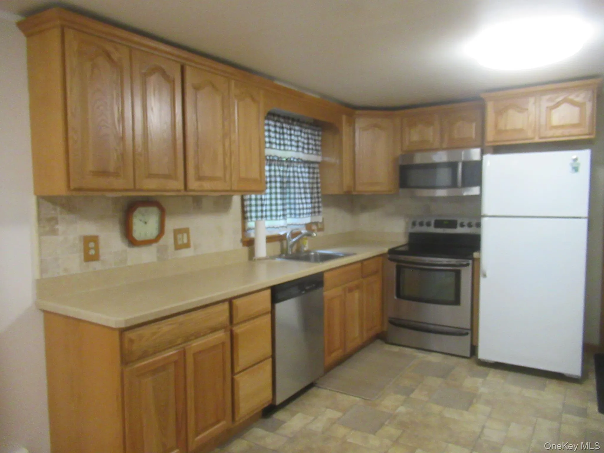 80 Greenwood Drive, Fishkill, NY, 3 Bedrooms Bedrooms, 6 Rooms Rooms,1 BathroomBathrooms,Residential,For Rent,Greenwood,0,1050285 80 Greenwood Drive, Fishkill, NY, 3 Bedrooms Bedrooms, 6 Rooms Rooms,1 BathroomBathrooms,Residential,For Rent,Greenwood,0,1050285