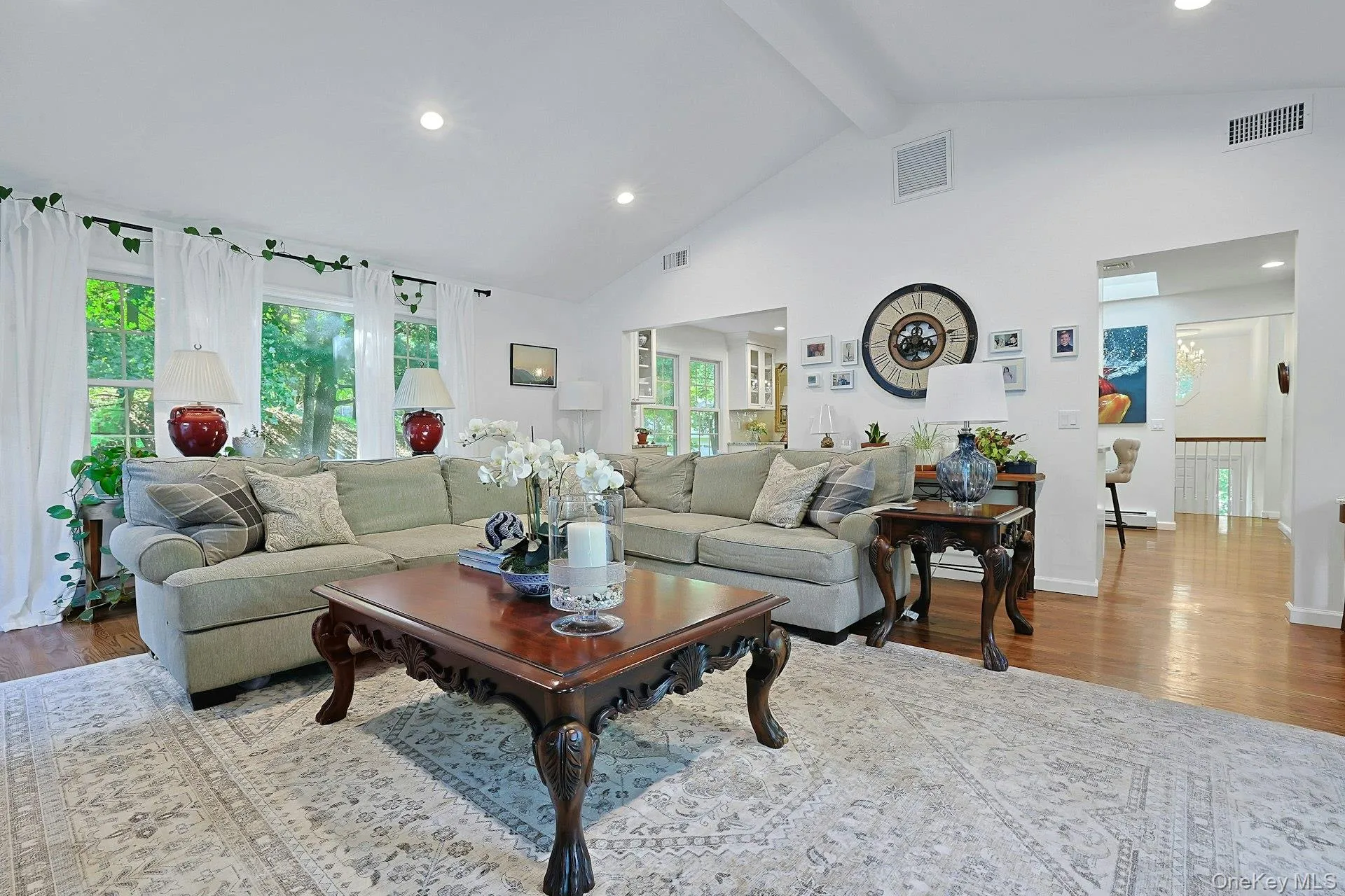 The soaring ceiling and recessed lighting showcase this wonderful Great Room. The soaring ceiling and recessed lighting showcase this wonderful Great Room.