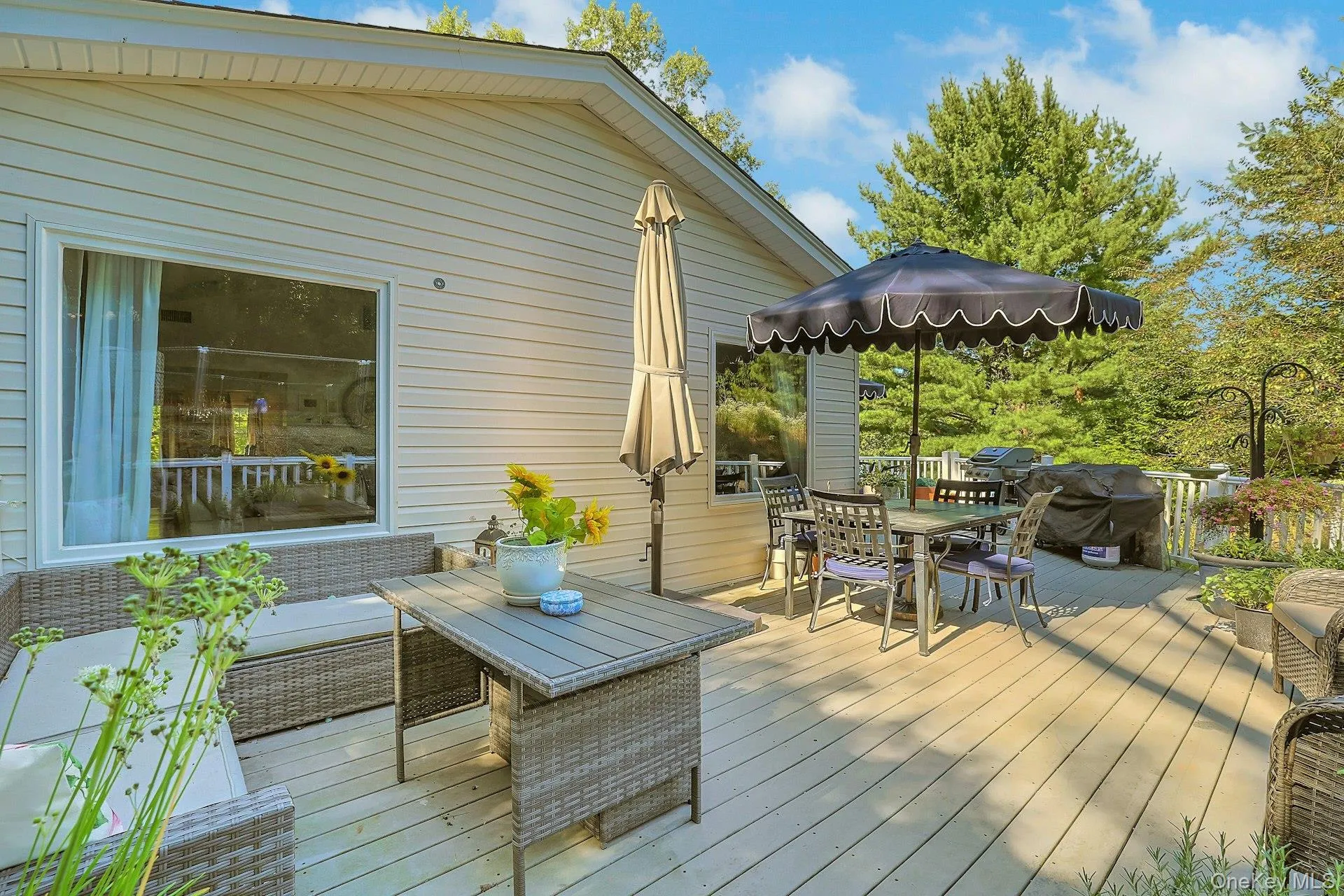 Grab your favorite beverage and snacks and relax on your own private deck. Grab your favorite beverage and snacks and relax on your own private deck.