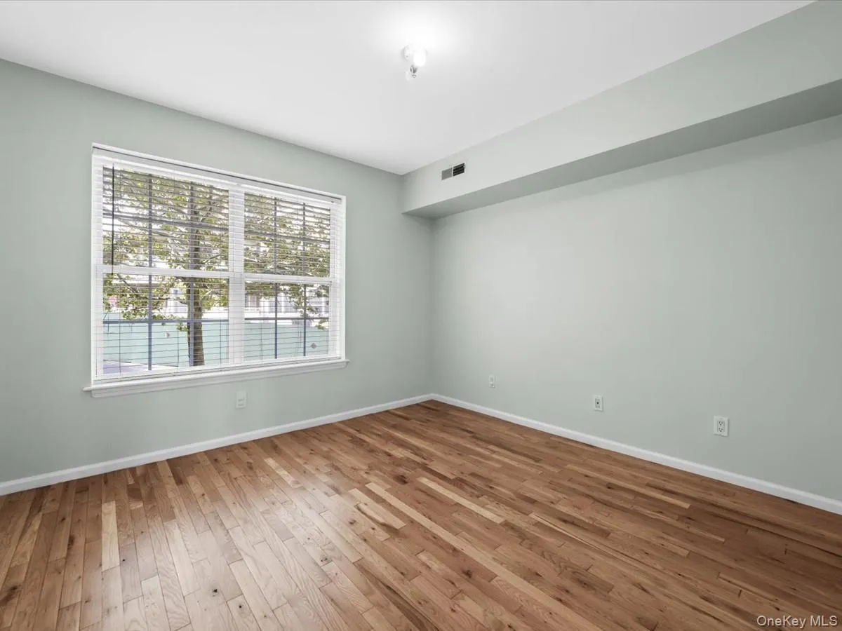 1 Patricia Lane, New York, NY, 2 Bedrooms Bedrooms, 4 Rooms Rooms,2 BathroomsBathrooms,Residential,For Rent,Patricia,0,1050287 1 Patricia Lane, New York, NY, 2 Bedrooms Bedrooms, 4 Rooms Rooms,2 BathroomsBathrooms,Residential,For Rent,Patricia,0,1050287