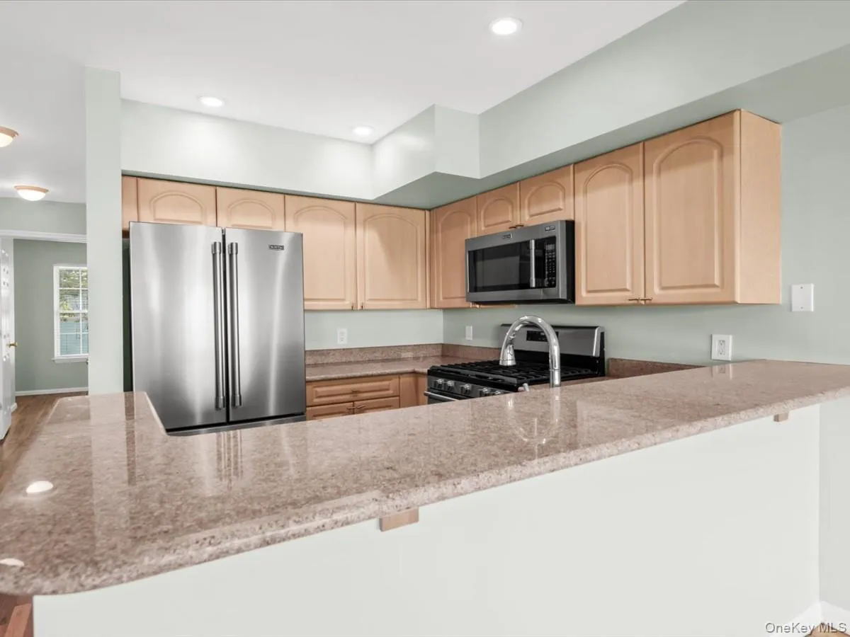 1 Patricia Lane, New York, NY, 2 Bedrooms Bedrooms, 4 Rooms Rooms,2 BathroomsBathrooms,Residential,For Rent,Patricia,0,1050287 1 Patricia Lane, New York, NY, 2 Bedrooms Bedrooms, 4 Rooms Rooms,2 BathroomsBathrooms,Residential,For Rent,Patricia,0,1050287
