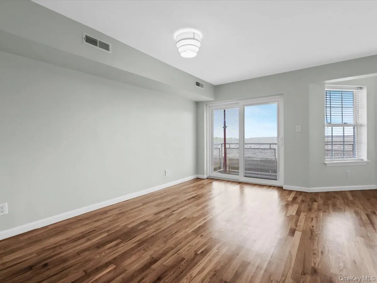 1 Patricia Lane, New York, NY, 2 Bedrooms Bedrooms, 4 Rooms Rooms,2 BathroomsBathrooms,Residential,For Rent,Patricia,0,1050287 1 Patricia Lane, New York, NY, 2 Bedrooms Bedrooms, 4 Rooms Rooms,2 BathroomsBathrooms,Residential,For Rent,Patricia,0,1050287