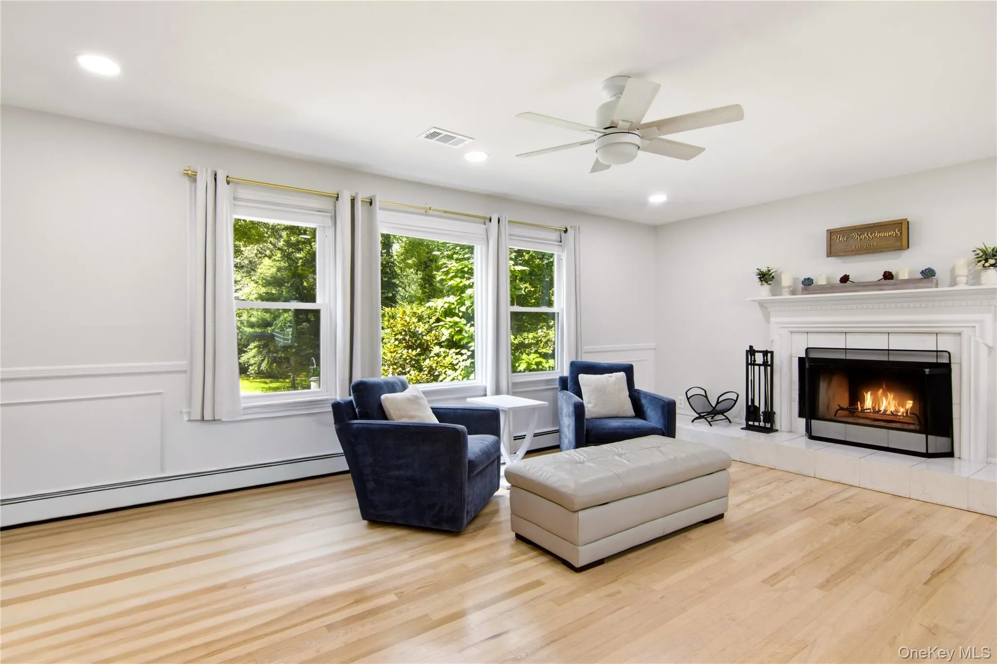 45 Meadow Glen Road, Smithtown, NY, 5 Bedrooms Bedrooms, 9 Rooms Rooms,3 BathroomsBathrooms,Residential,For Rent,Meadow Glen,0,1050295 45 Meadow Glen Road, Smithtown, NY, 5 Bedrooms Bedrooms, 9 Rooms Rooms,3 BathroomsBathrooms,Residential,For Rent,Meadow Glen,0,1050295