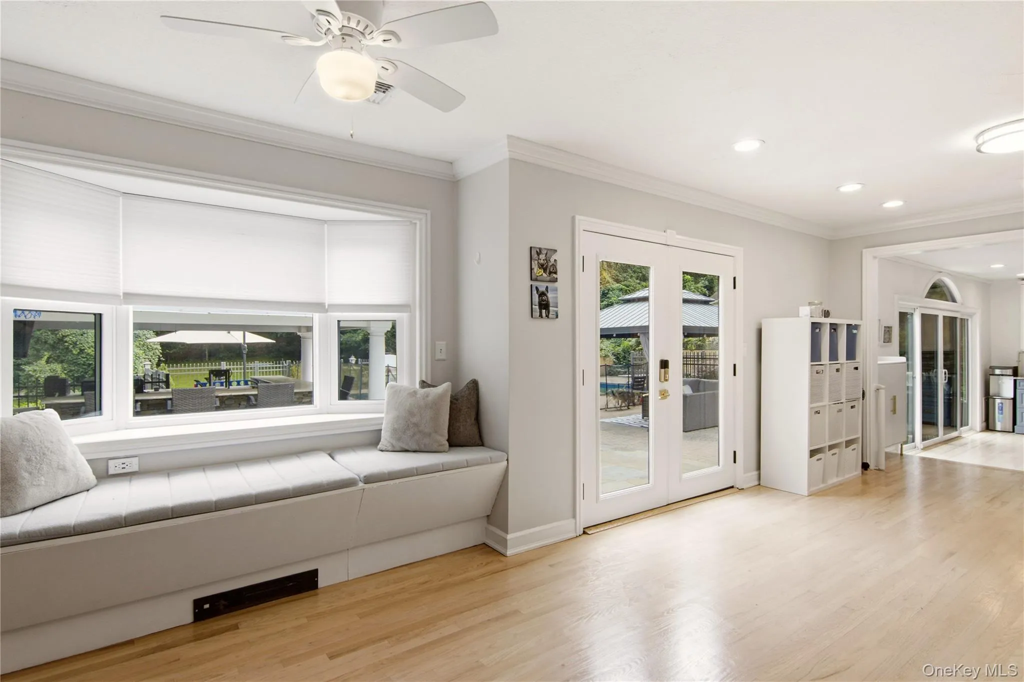 45 Meadow Glen Road, Smithtown, NY, 5 Bedrooms Bedrooms, 9 Rooms Rooms,3 BathroomsBathrooms,Residential,For Rent,Meadow Glen,0,1050295 45 Meadow Glen Road, Smithtown, NY, 5 Bedrooms Bedrooms, 9 Rooms Rooms,3 BathroomsBathrooms,Residential,For Rent,Meadow Glen,0,1050295