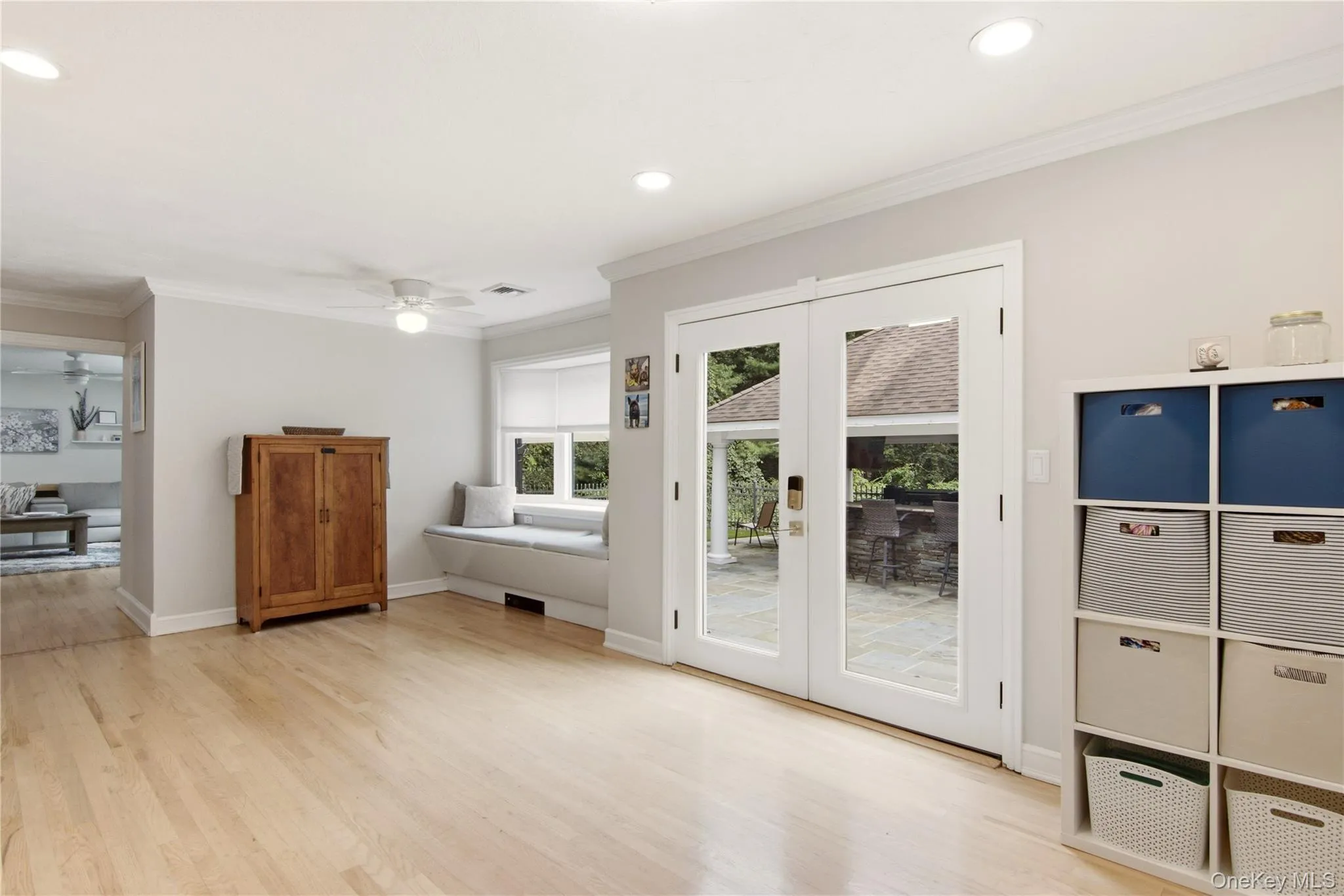 45 Meadow Glen Road, Smithtown, NY, 5 Bedrooms Bedrooms, 9 Rooms Rooms,3 BathroomsBathrooms,Residential,For Rent,Meadow Glen,0,1050295 45 Meadow Glen Road, Smithtown, NY, 5 Bedrooms Bedrooms, 9 Rooms Rooms,3 BathroomsBathrooms,Residential,For Rent,Meadow Glen,0,1050295
