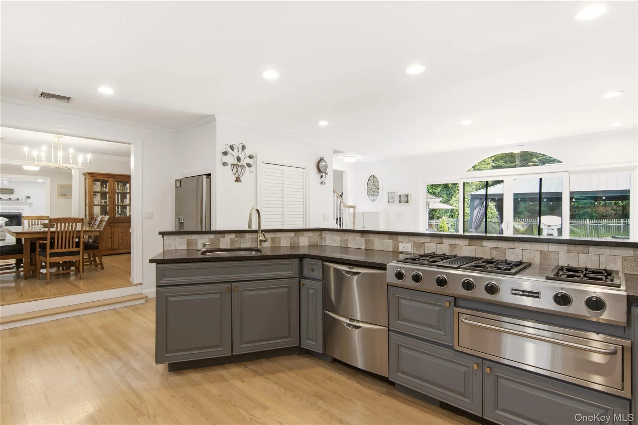 45 Meadow Glen Road, Smithtown, NY, 5 Bedrooms Bedrooms, 9 Rooms Rooms,3 BathroomsBathrooms,Residential,For Rent,Meadow Glen,0,1050295 45 Meadow Glen Road, Smithtown, NY, 5 Bedrooms Bedrooms, 9 Rooms Rooms,3 BathroomsBathrooms,Residential,For Rent,Meadow Glen,0,1050295