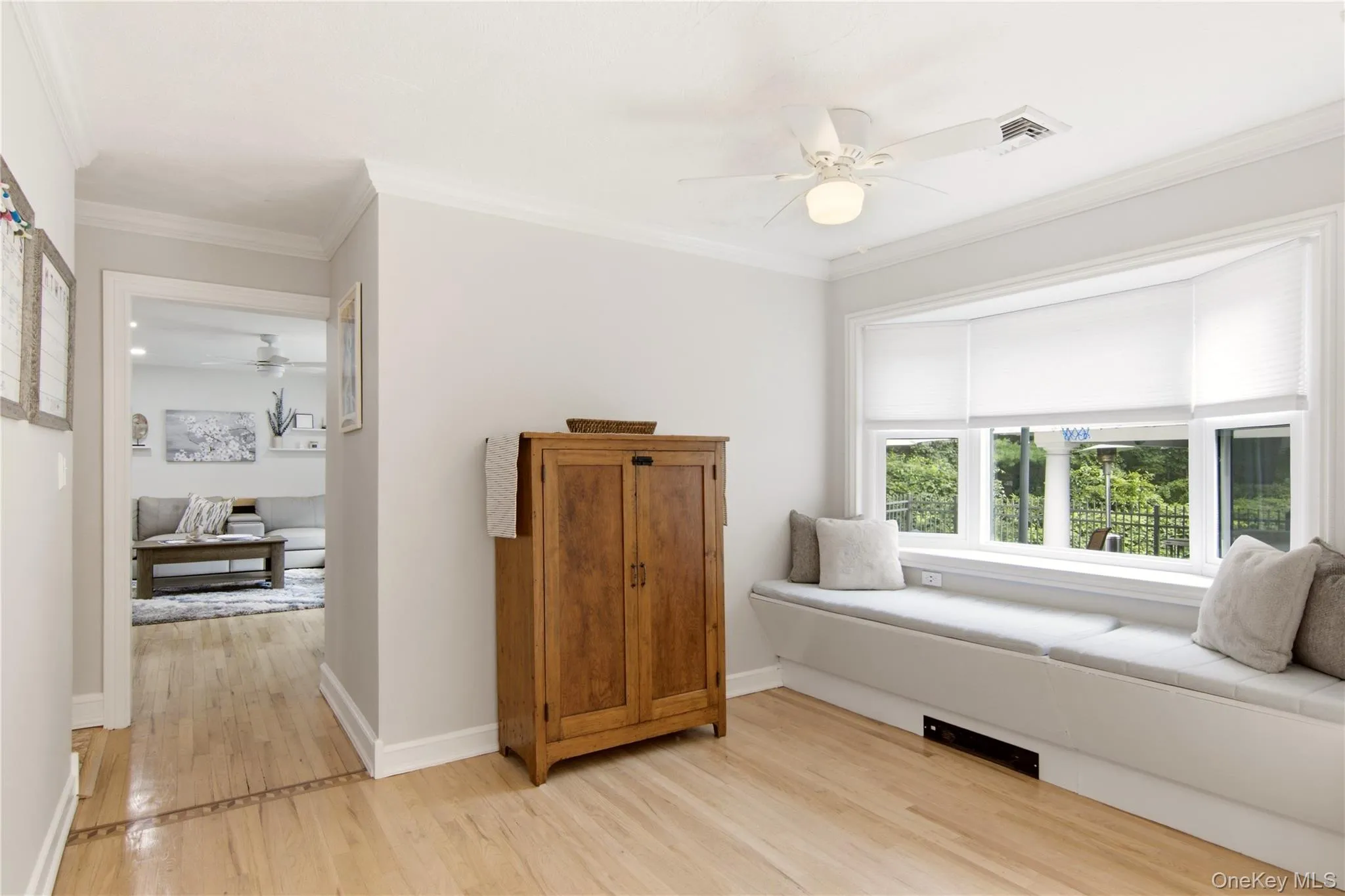 45 Meadow Glen Road, Smithtown, NY, 5 Bedrooms Bedrooms, 9 Rooms Rooms,3 BathroomsBathrooms,Residential,For Rent,Meadow Glen,0,1050295 45 Meadow Glen Road, Smithtown, NY, 5 Bedrooms Bedrooms, 9 Rooms Rooms,3 BathroomsBathrooms,Residential,For Rent,Meadow Glen,0,1050295