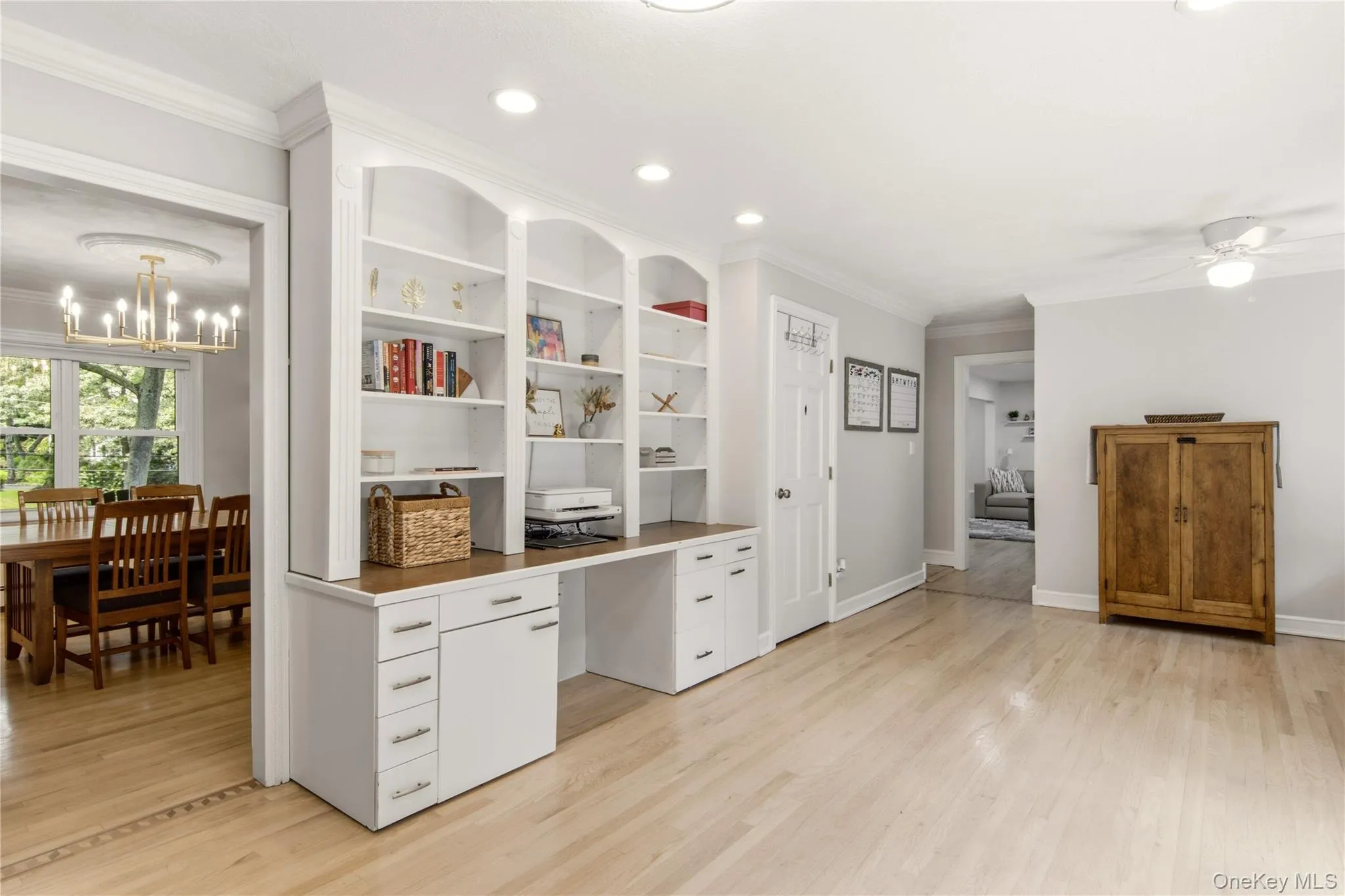 45 Meadow Glen Road, Smithtown, NY, 5 Bedrooms Bedrooms, 9 Rooms Rooms,3 BathroomsBathrooms,Residential,For Rent,Meadow Glen,0,1050295 45 Meadow Glen Road, Smithtown, NY, 5 Bedrooms Bedrooms, 9 Rooms Rooms,3 BathroomsBathrooms,Residential,For Rent,Meadow Glen,0,1050295