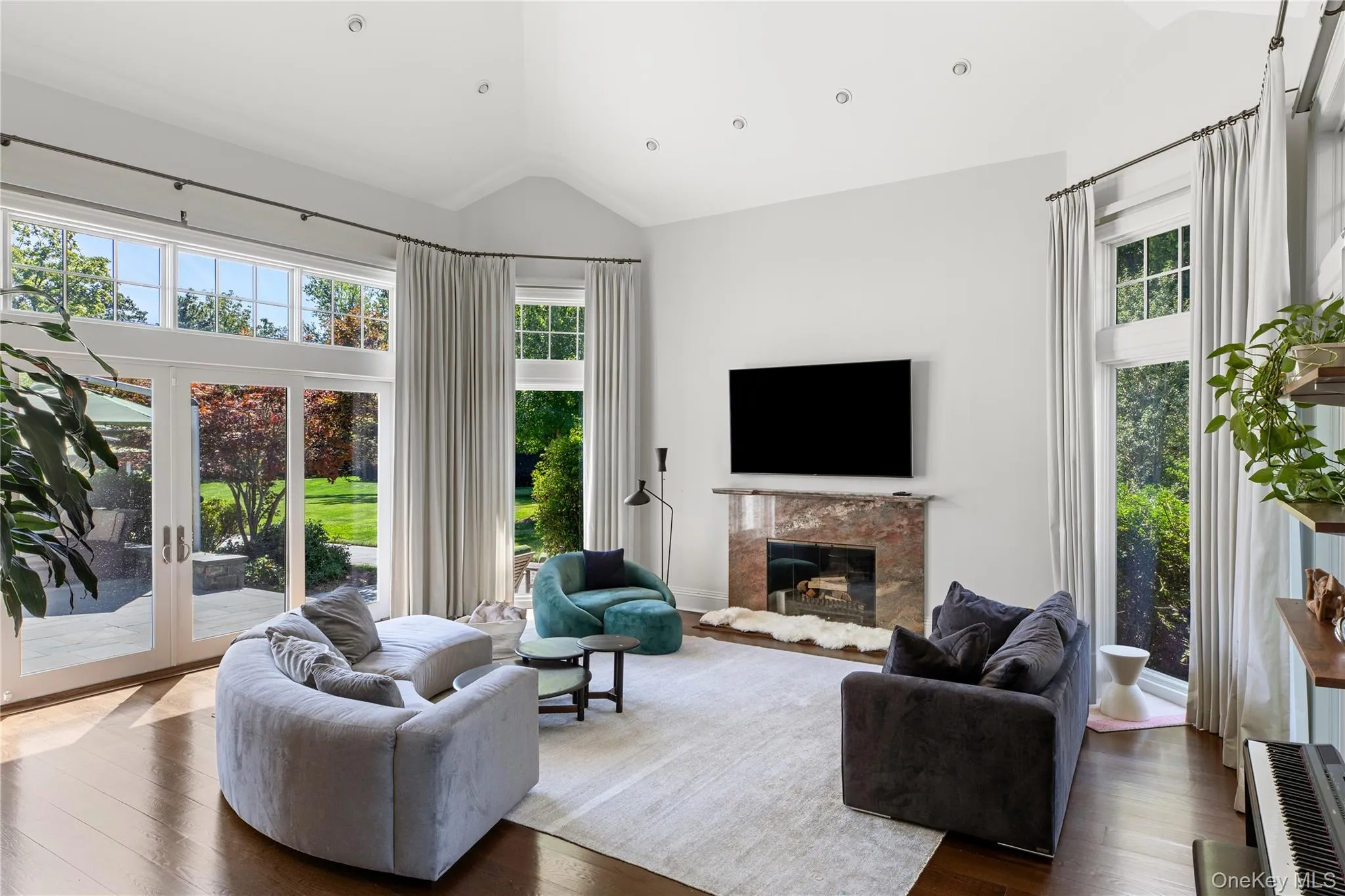 1 Hidden Pond Drive, Oyster Bay, NY, 7 Bedrooms Bedrooms, 12 Rooms Rooms,9 BathroomsBathrooms,Residential,For Rent,Hidden Pond,0,1050297 1 Hidden Pond Drive, Oyster Bay, NY, 7 Bedrooms Bedrooms, 12 Rooms Rooms,9 BathroomsBathrooms,Residential,For Rent,Hidden Pond,0,1050297