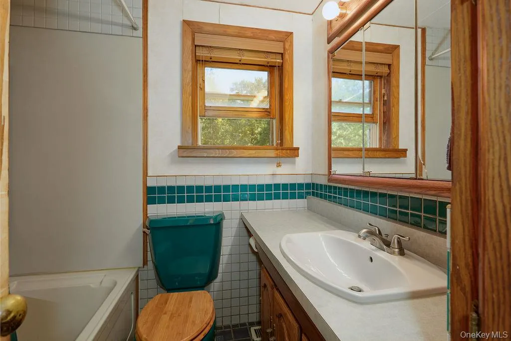 10 Burger Road, Rhinebeck, NY, 3 Bedrooms Bedrooms, 7 Rooms Rooms,1 BathroomBathrooms,Residential,For Rent,Burger,0,1050298 10 Burger Road, Rhinebeck, NY, 3 Bedrooms Bedrooms, 7 Rooms Rooms,1 BathroomBathrooms,Residential,For Rent,Burger,0,1050298