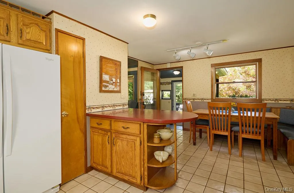 10 Burger Road, Rhinebeck, NY, 3 Bedrooms Bedrooms, 7 Rooms Rooms,1 BathroomBathrooms,Residential,For Rent,Burger,0,1050298 10 Burger Road, Rhinebeck, NY, 3 Bedrooms Bedrooms, 7 Rooms Rooms,1 BathroomBathrooms,Residential,For Rent,Burger,0,1050298