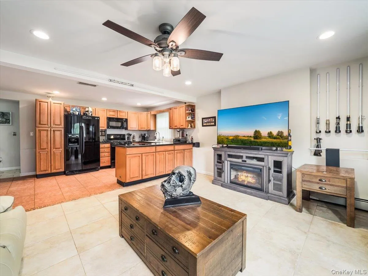 1 Park Lane, Clarkstown, NY, 4 Bedrooms Bedrooms, 11 Rooms Rooms,2 BathroomsBathrooms,Residential,For Rent,Park,0,1050299 1 Park Lane, Clarkstown, NY, 4 Bedrooms Bedrooms, 11 Rooms Rooms,2 BathroomsBathrooms,Residential,For Rent,Park,0,1050299