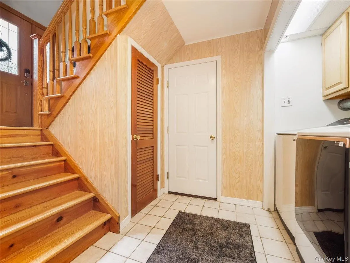 1 Park Lane, Clarkstown, NY, 4 Bedrooms Bedrooms, 11 Rooms Rooms,2 BathroomsBathrooms,Residential,For Rent,Park,0,1050299 1 Park Lane, Clarkstown, NY, 4 Bedrooms Bedrooms, 11 Rooms Rooms,2 BathroomsBathrooms,Residential,For Rent,Park,0,1050299