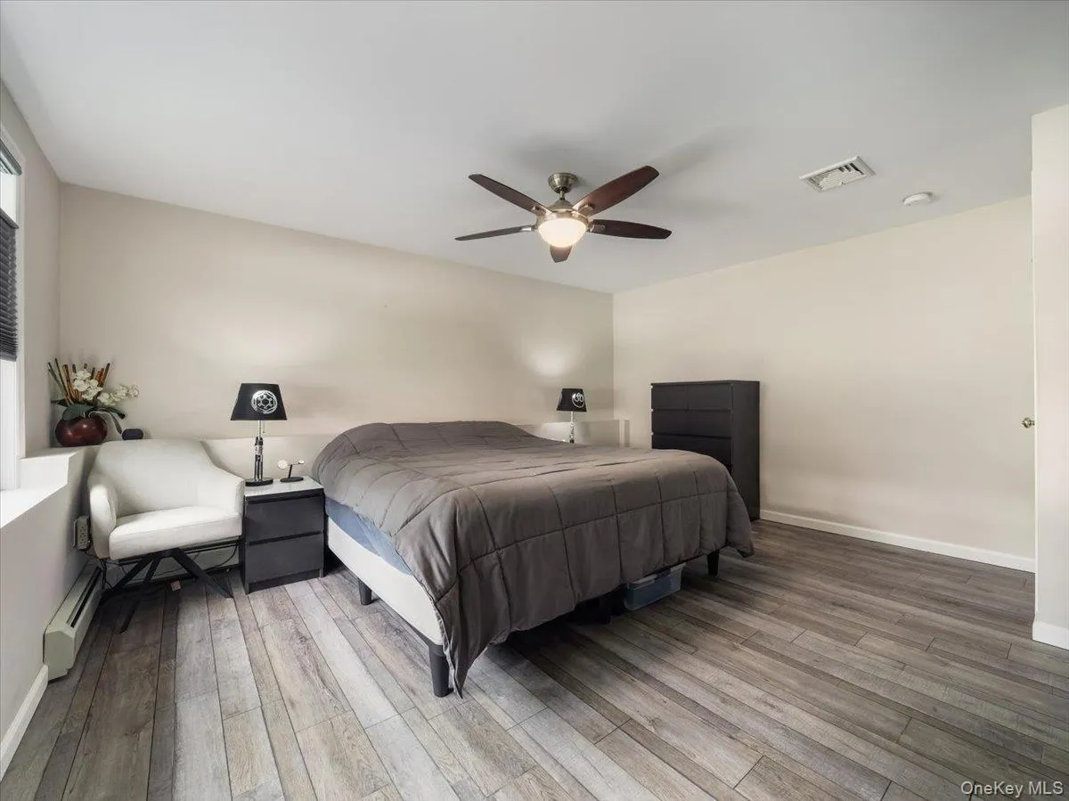 1 Park Lane, Clarkstown, NY, 4 Bedrooms Bedrooms, 11 Rooms Rooms,2 BathroomsBathrooms,Residential,For Rent,Park,0,1050299 1 Park Lane, Clarkstown, NY, 4 Bedrooms Bedrooms, 11 Rooms Rooms,2 BathroomsBathrooms,Residential,For Rent,Park,0,1050299