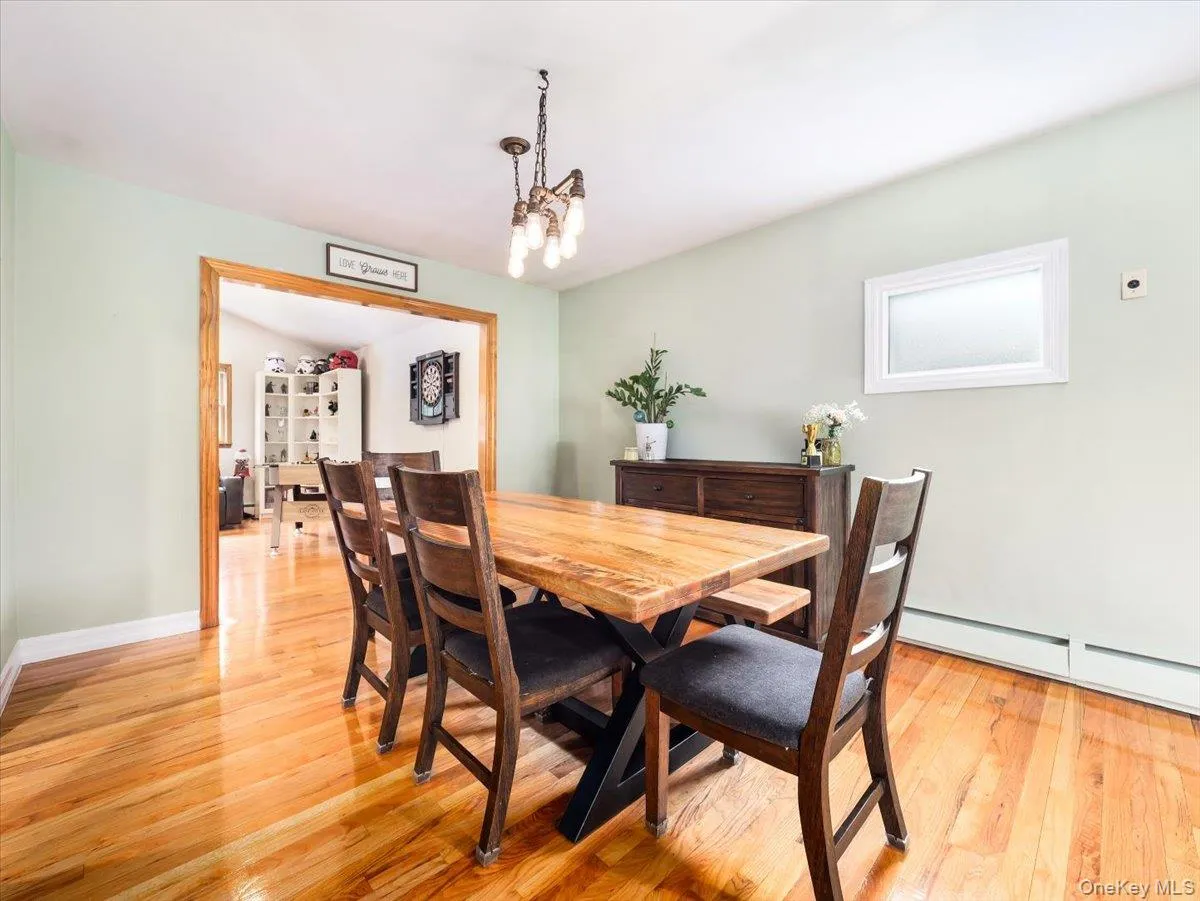 1 Park Lane, Clarkstown, NY, 4 Bedrooms Bedrooms, 11 Rooms Rooms,2 BathroomsBathrooms,Residential,For Rent,Park,0,1050299 1 Park Lane, Clarkstown, NY, 4 Bedrooms Bedrooms, 11 Rooms Rooms,2 BathroomsBathrooms,Residential,For Rent,Park,0,1050299
